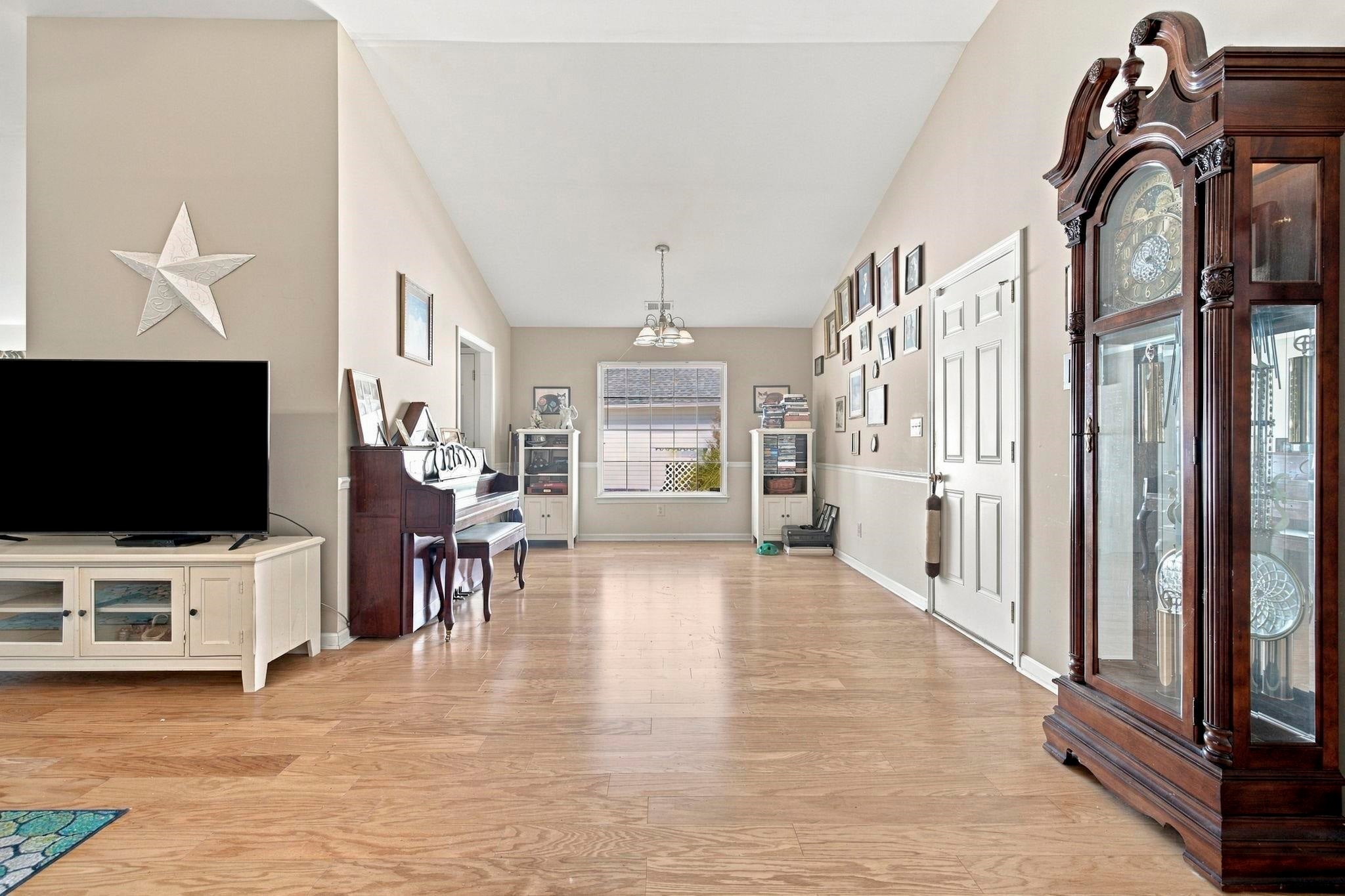 2032 Saltwater St.