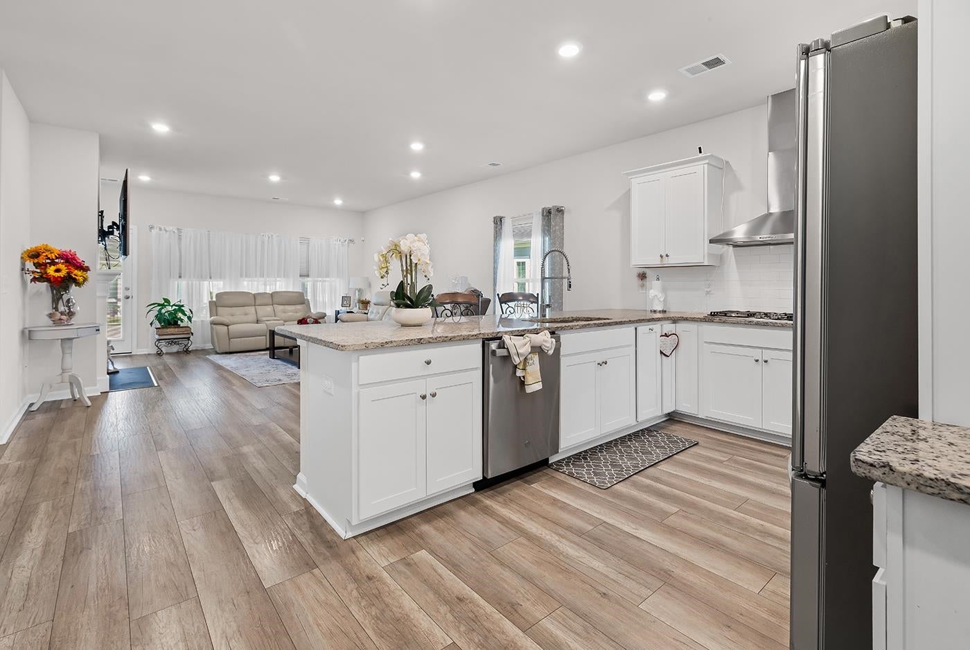 5691 Lacebark Trail