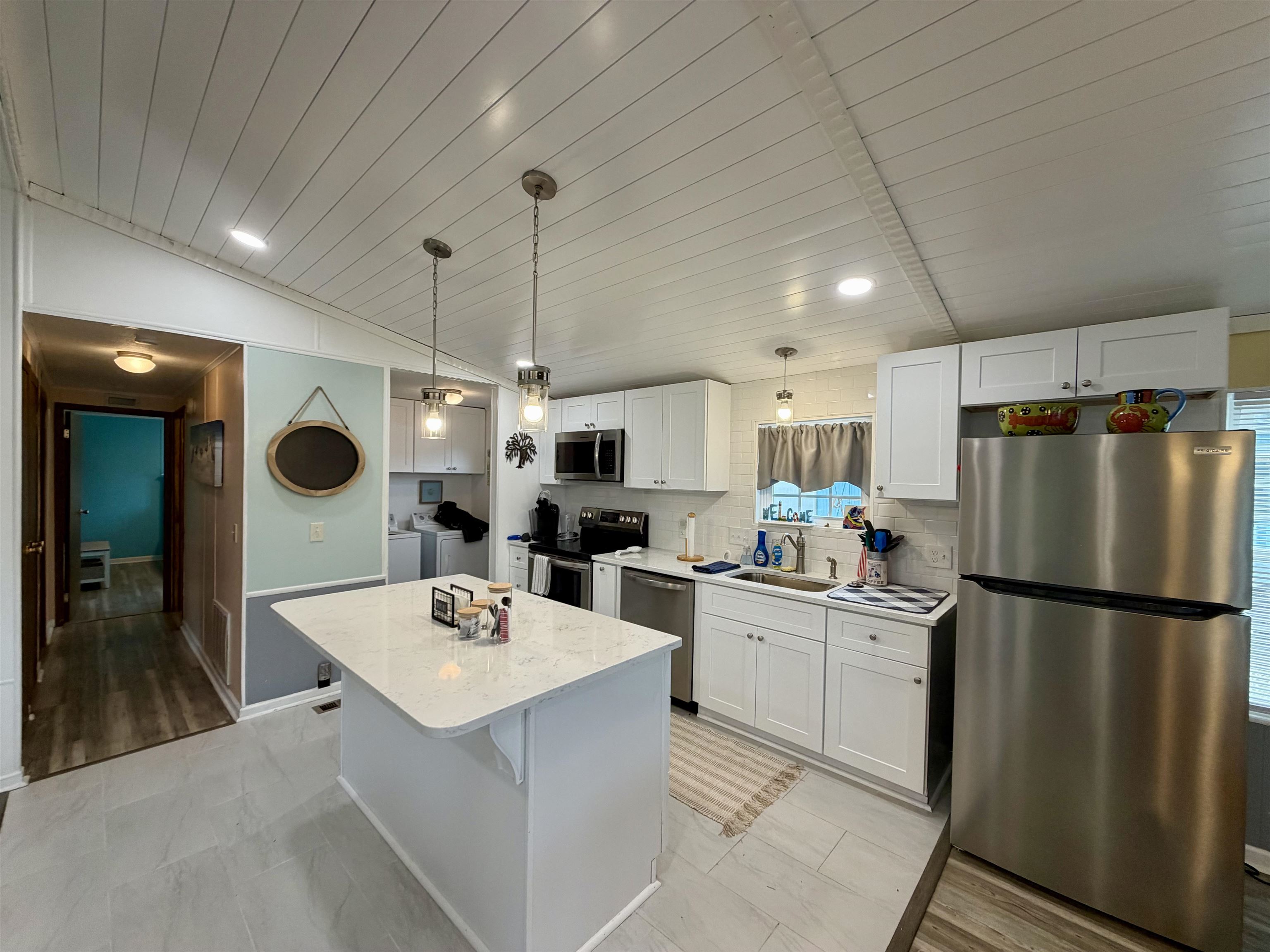 1804 East Lake Dr.