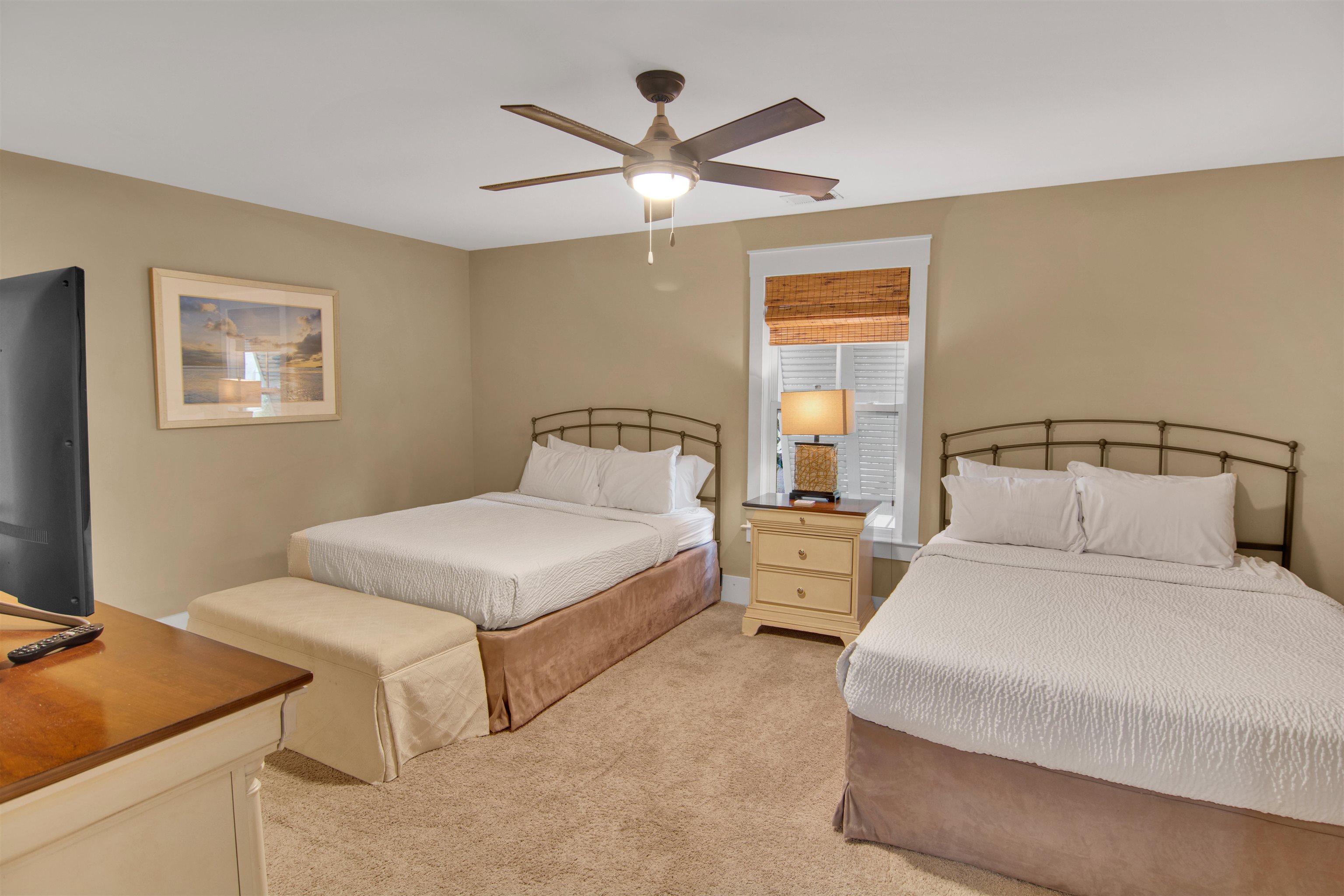 837 Madiera Dr. TH6-R3