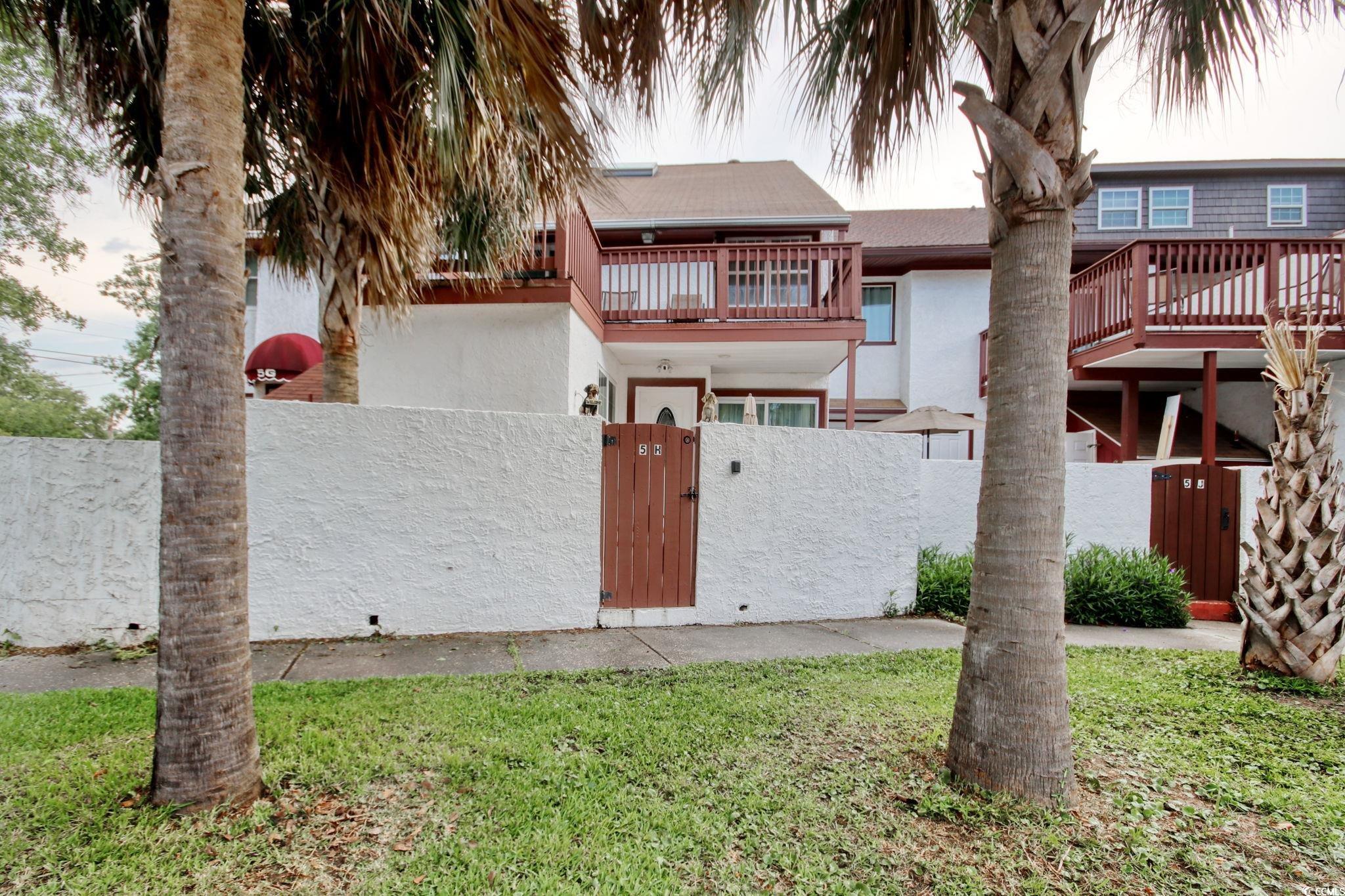 306 21st Ave. S 5H