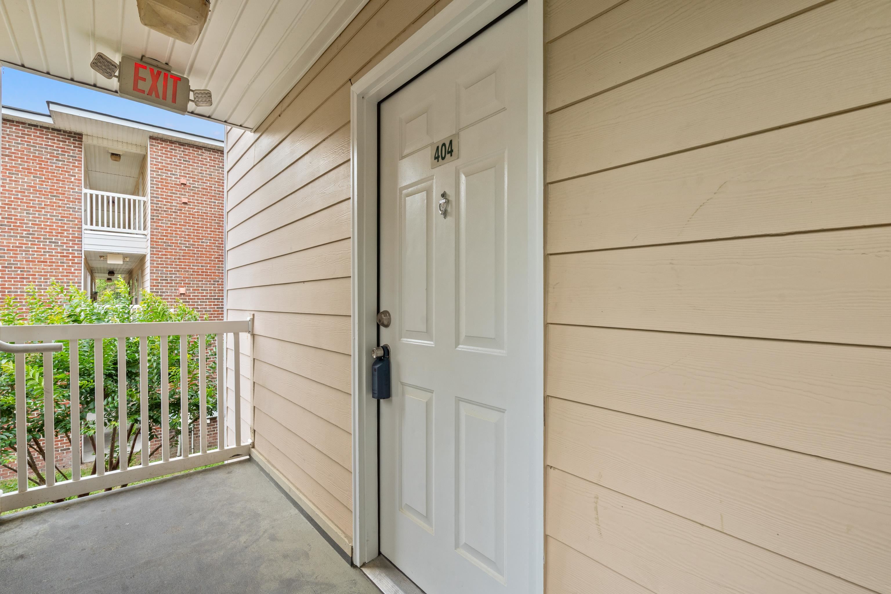 4247 Villas Dr. 404