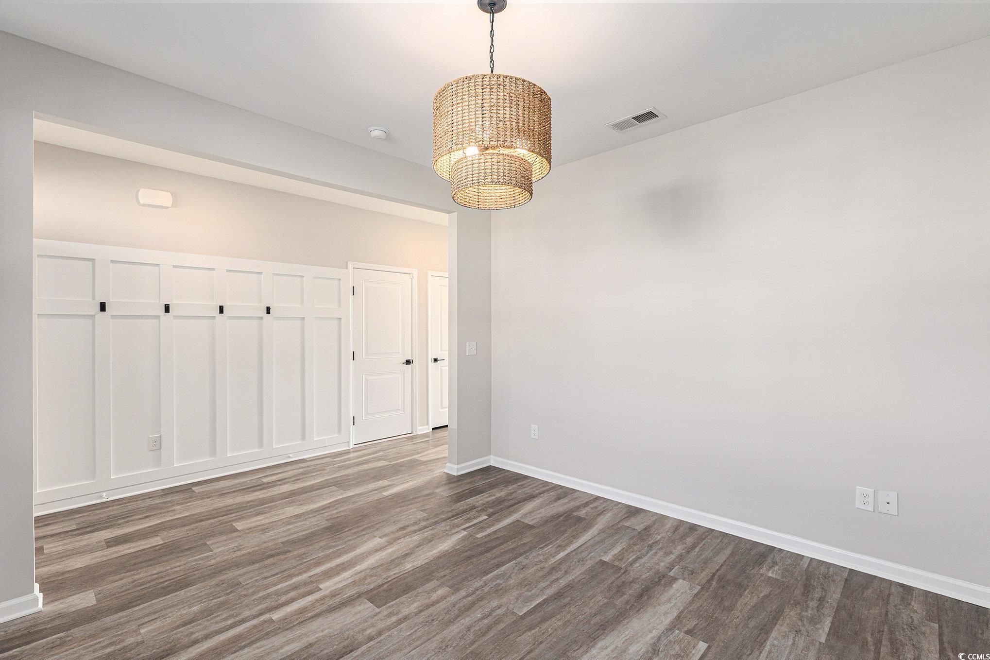 2989 Skylar Dr.
