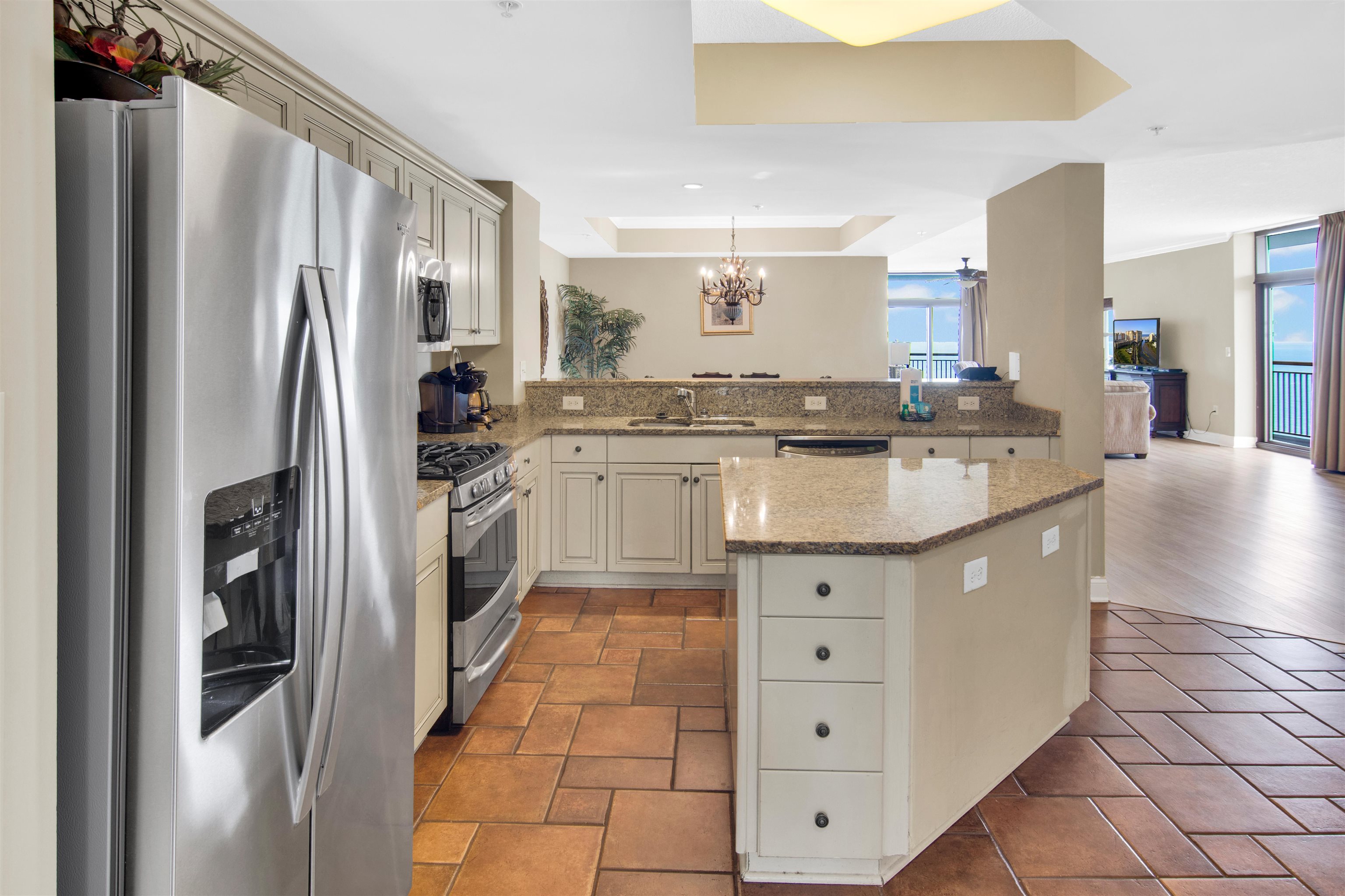 100 North Beach Blvd. 1819