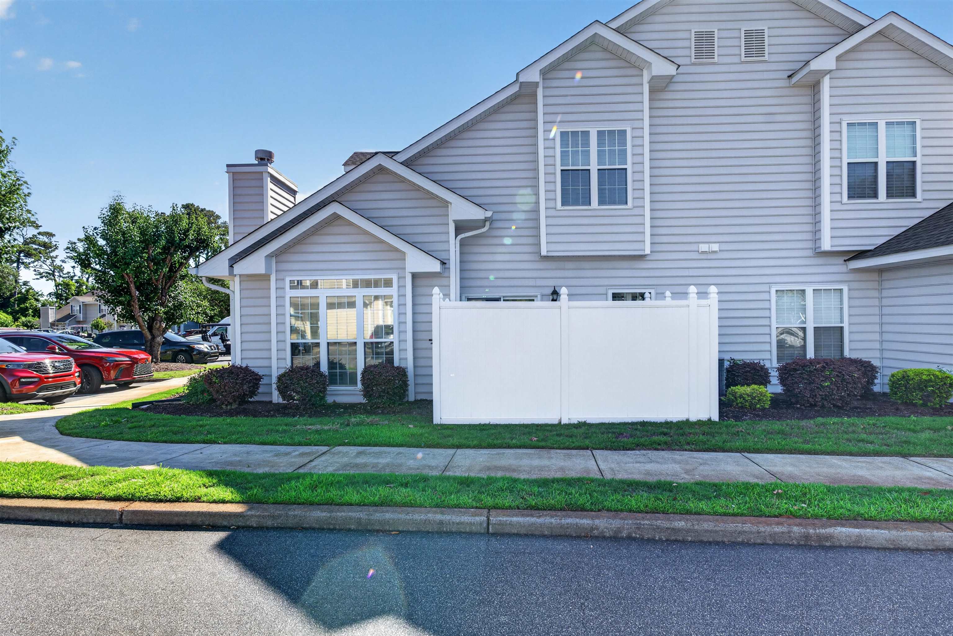 503 20th Ave. N 25B