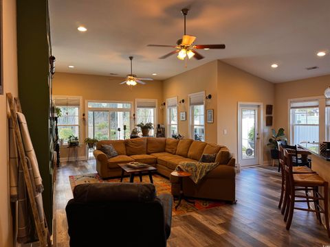 A home in Pawleys Island