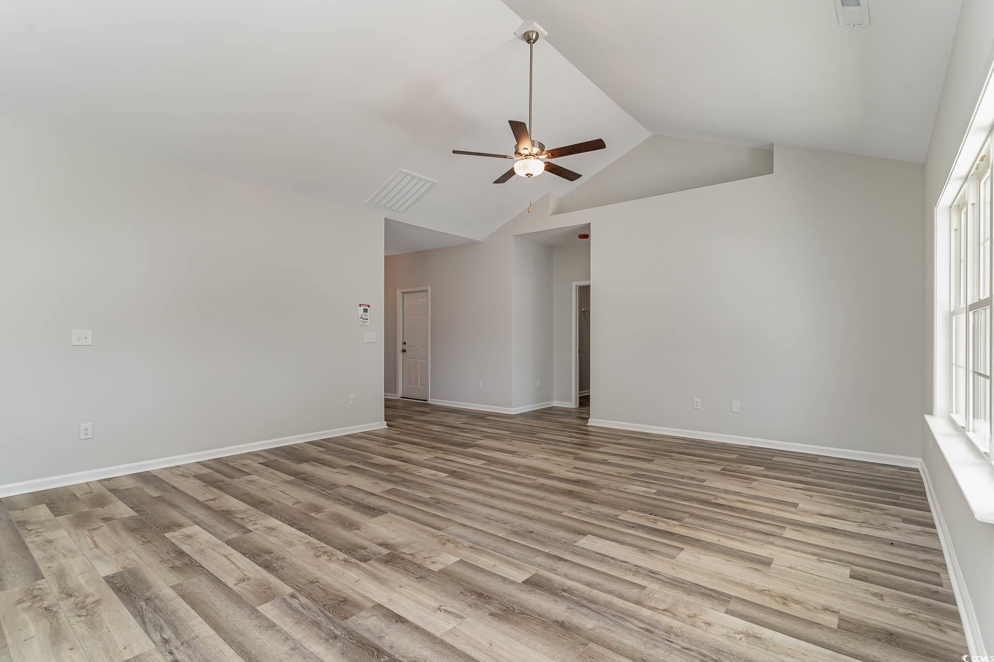 1004 Woodside Dr.