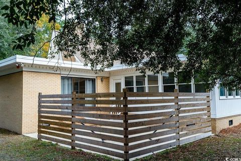 A home in Pawleys Island