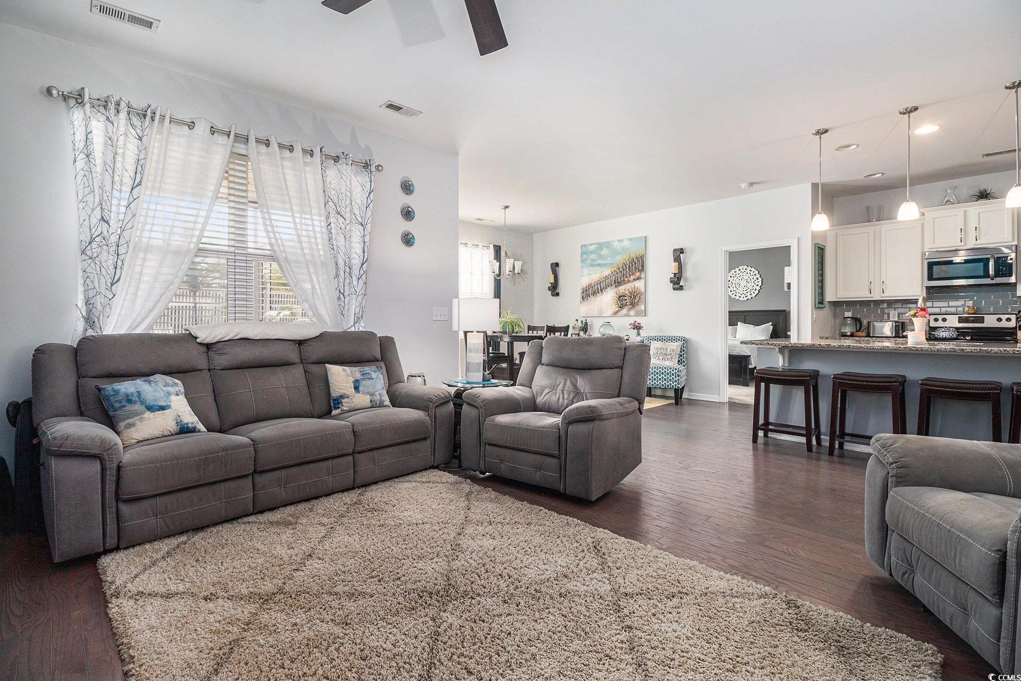 1301 Camlet Ln.