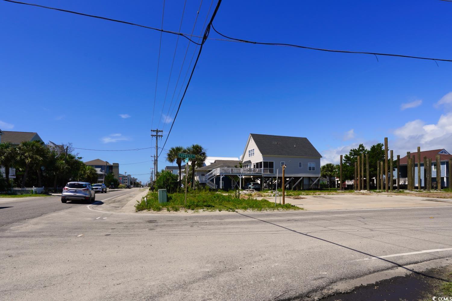 525 A N Waccamaw Dr.