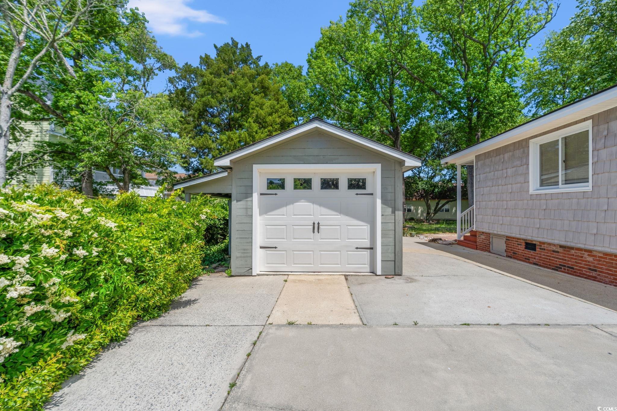 1314 Holly Dr.