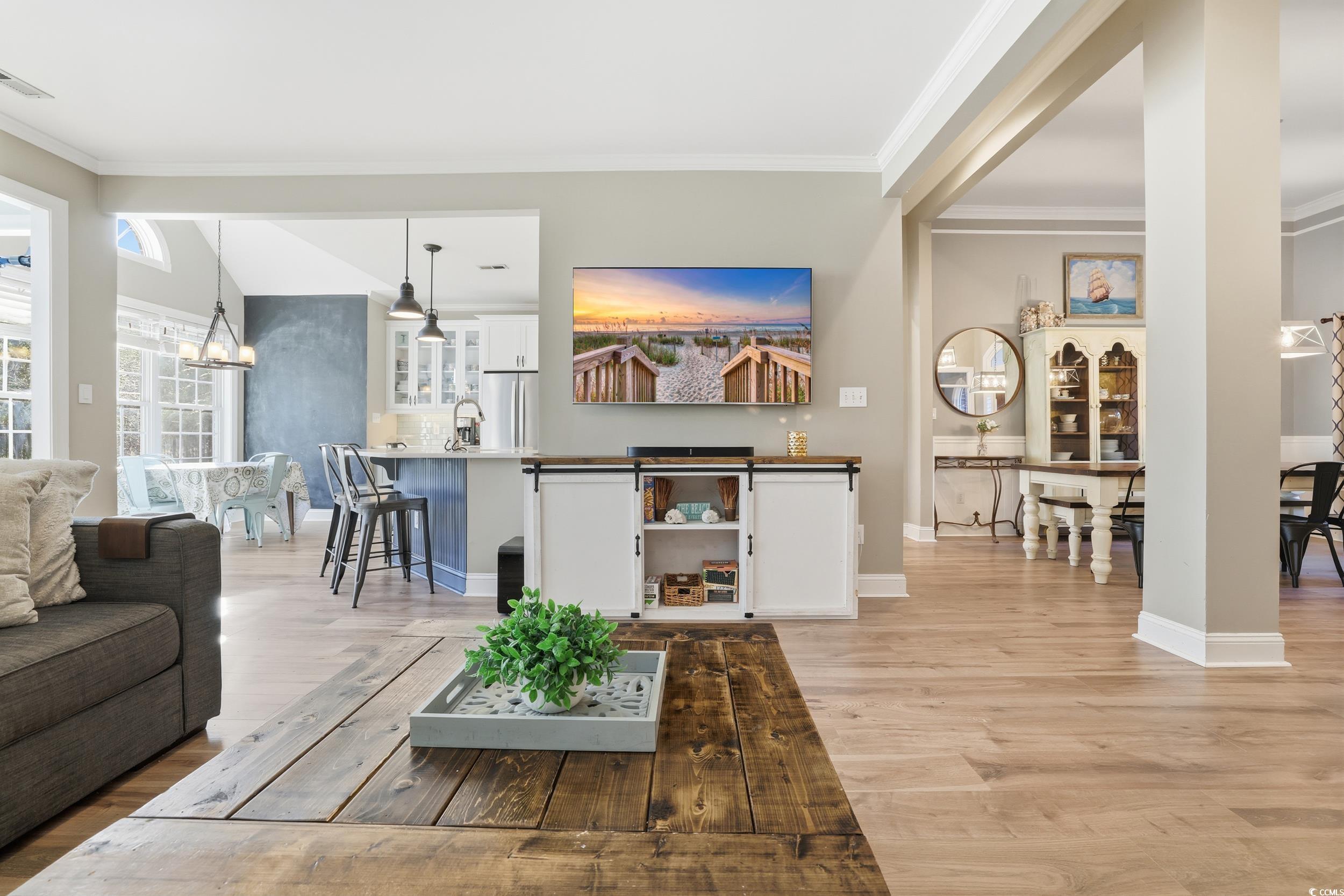 1203 Crooked Oak Dr.