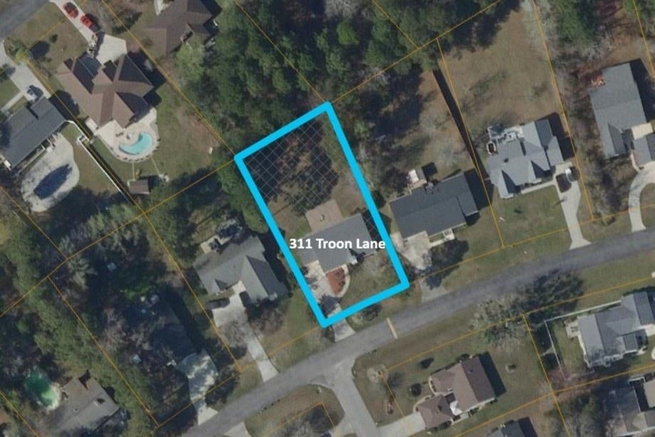 311 Troon Ln.