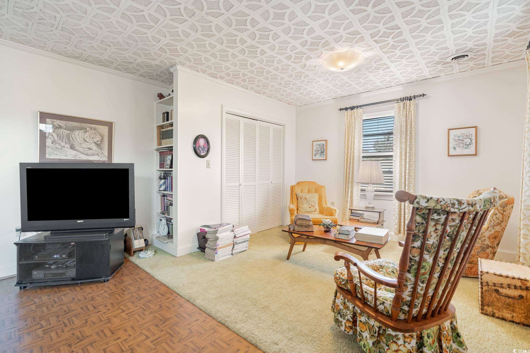 215 28th Ave. S