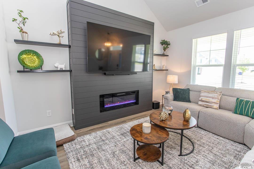 2429 Campton Loop