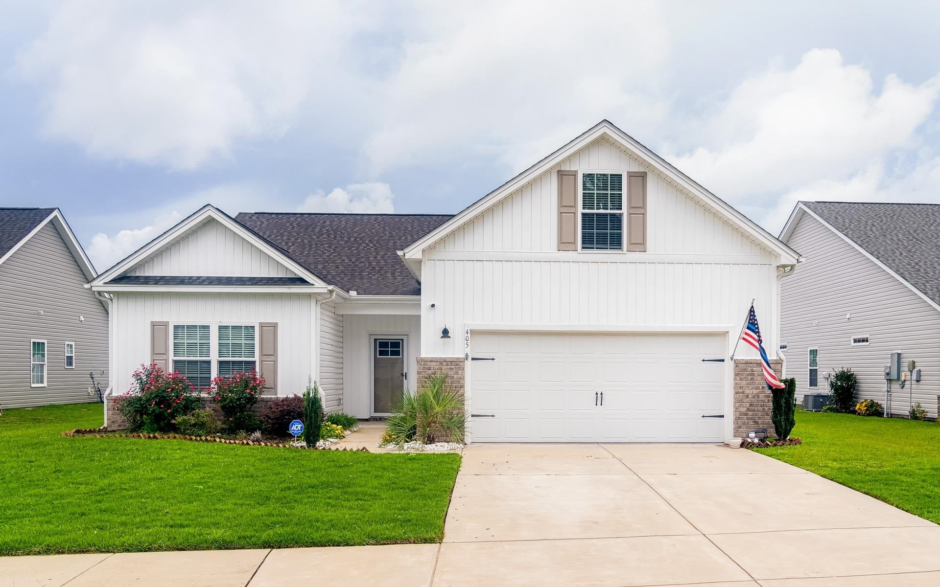 405 Two Rivers Rd.