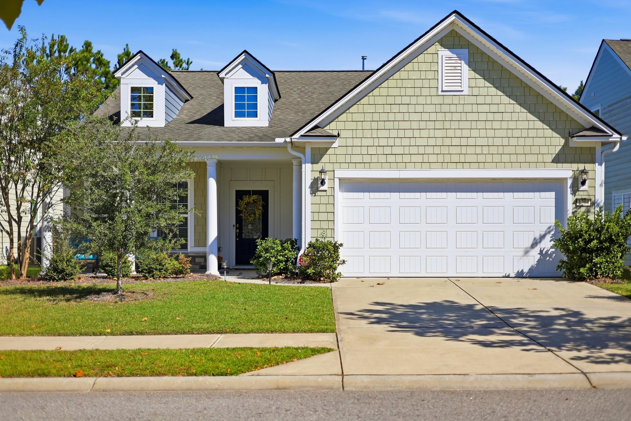 1204 Prescott Circle