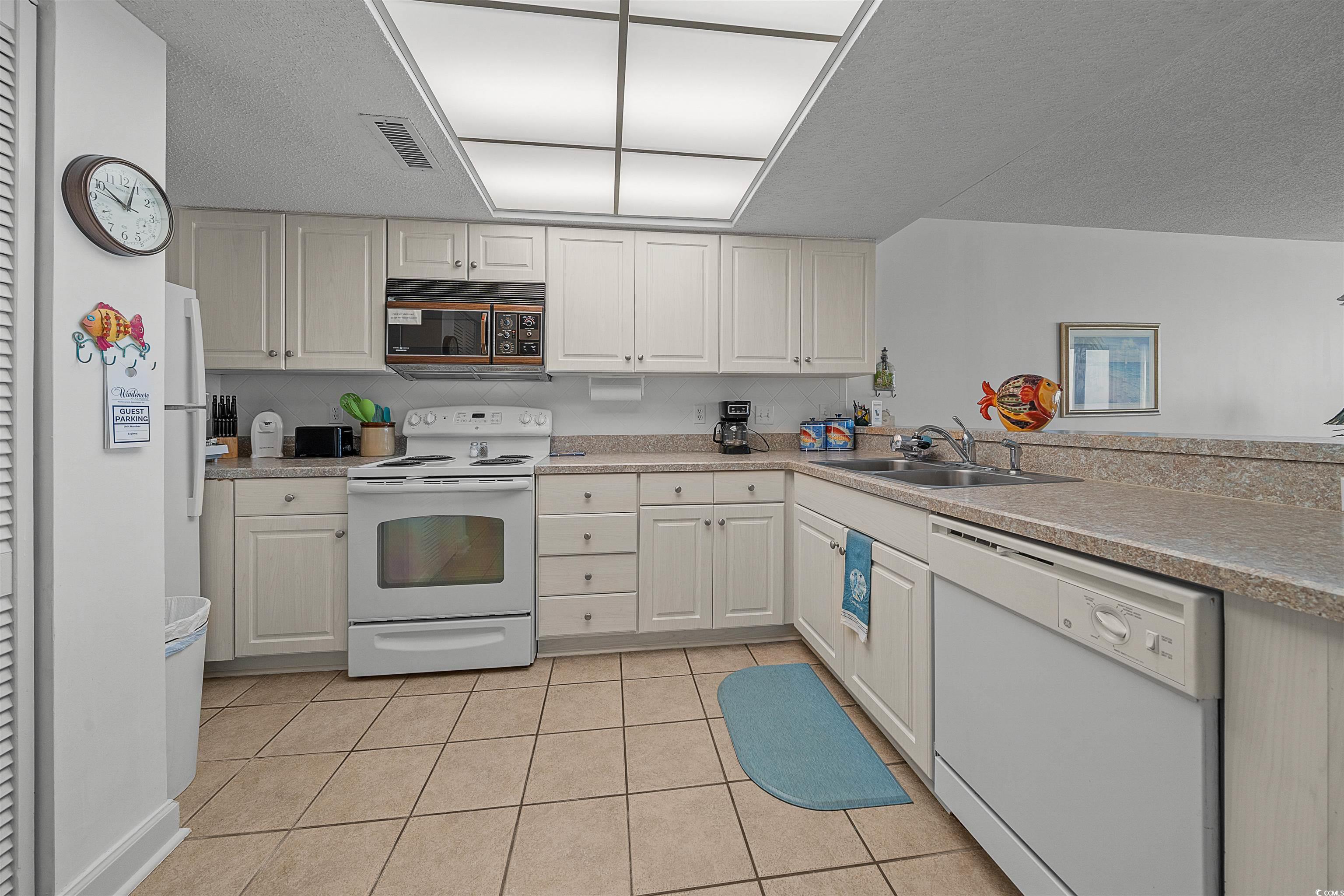 523 S Ocean Blvd. 305