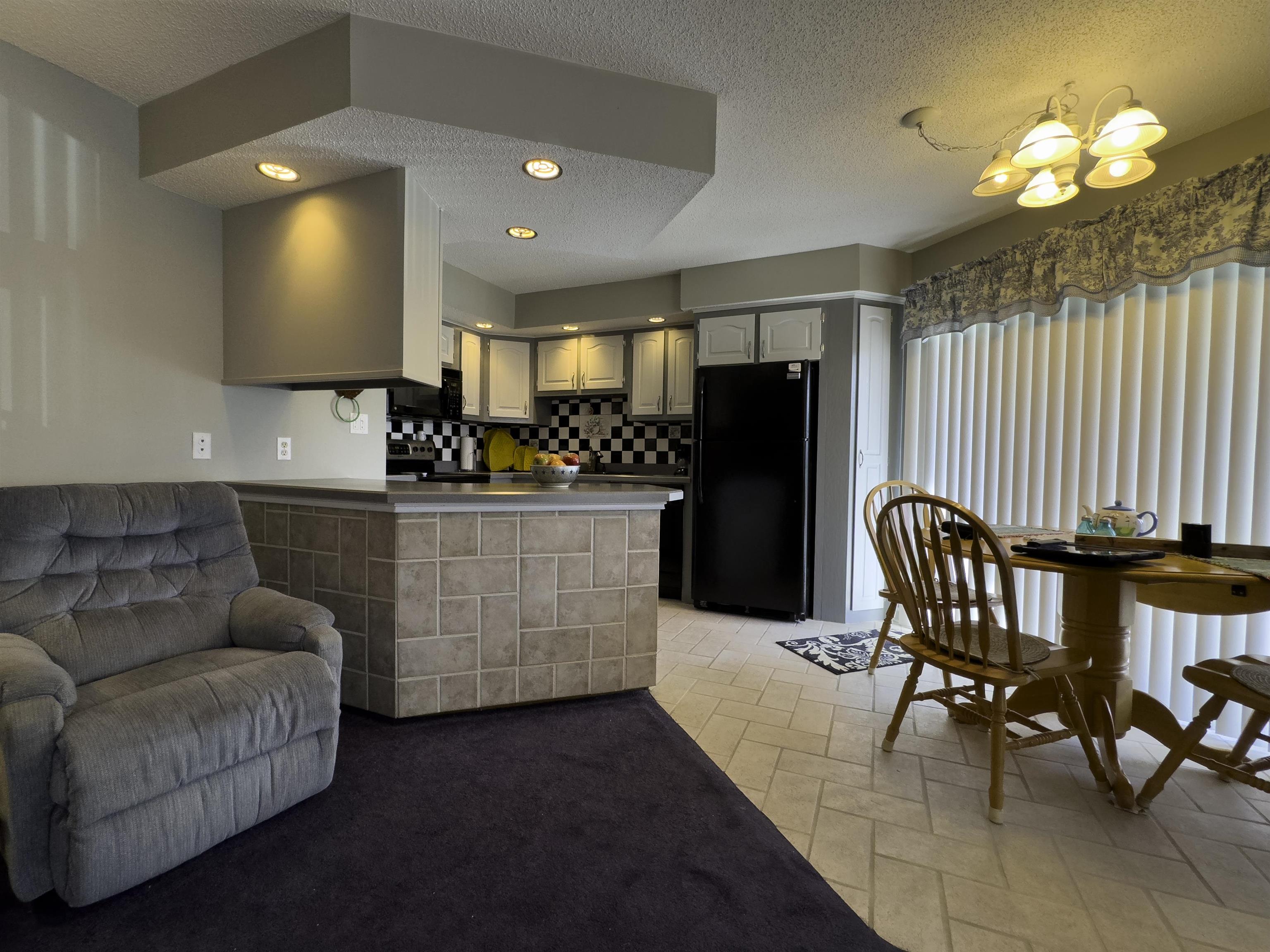 4290 Pinehurst Circle B6