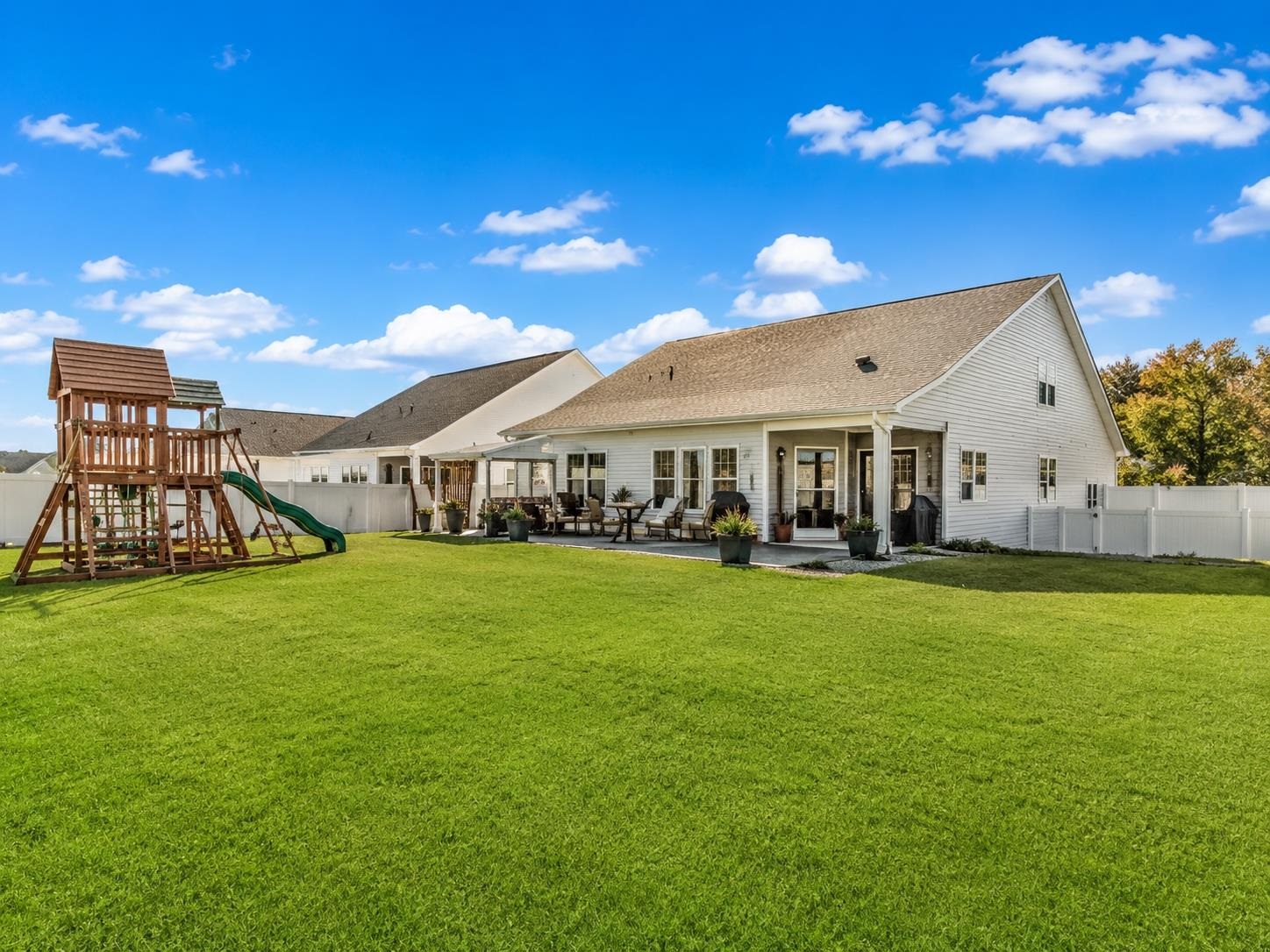 901 Maya Layne Dr.