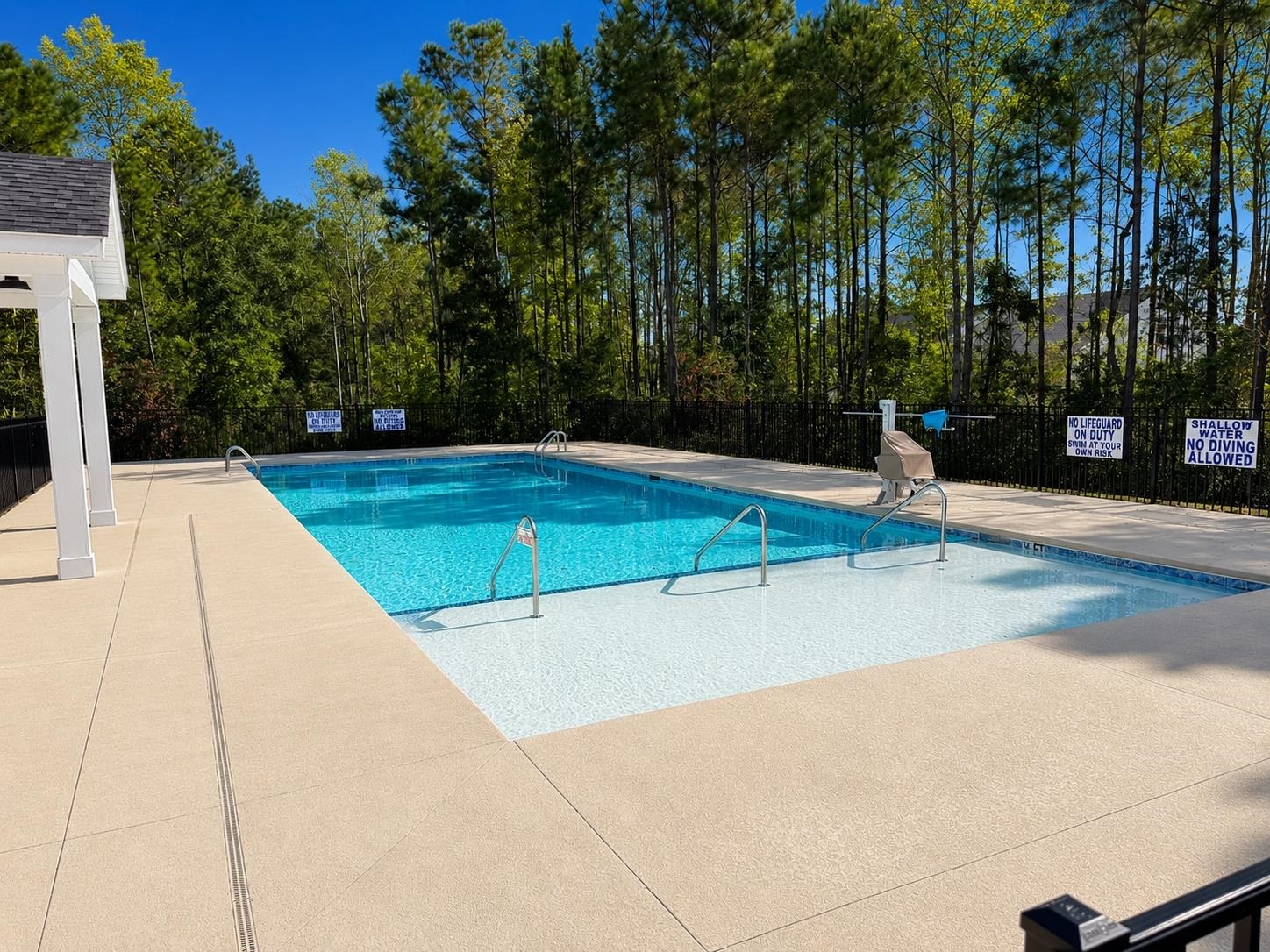 901 Maya Layne Dr.