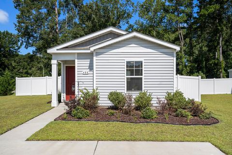 488 Samara Dr. Longs SC 29568