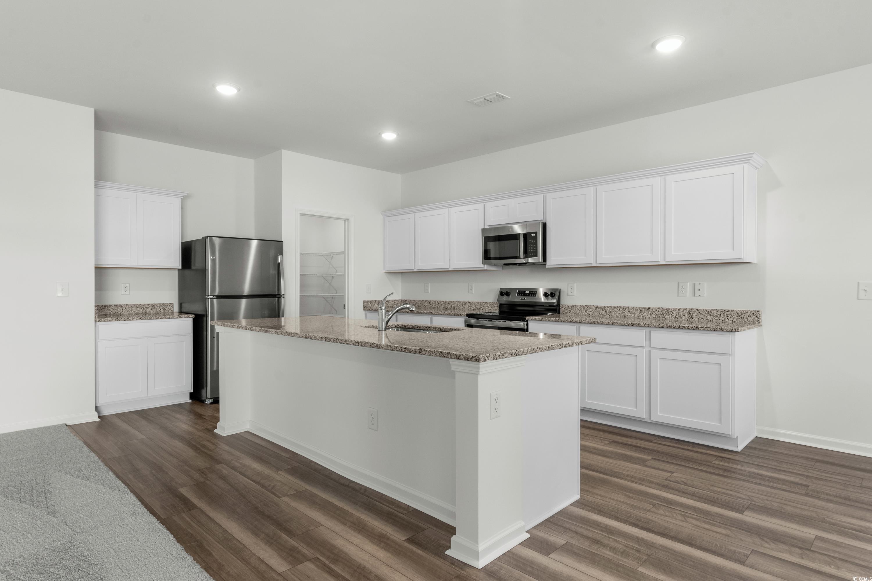 622 Castillo Dr.