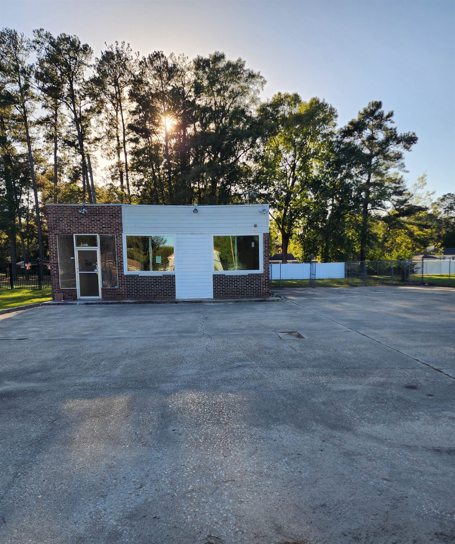 904 S Main St.
