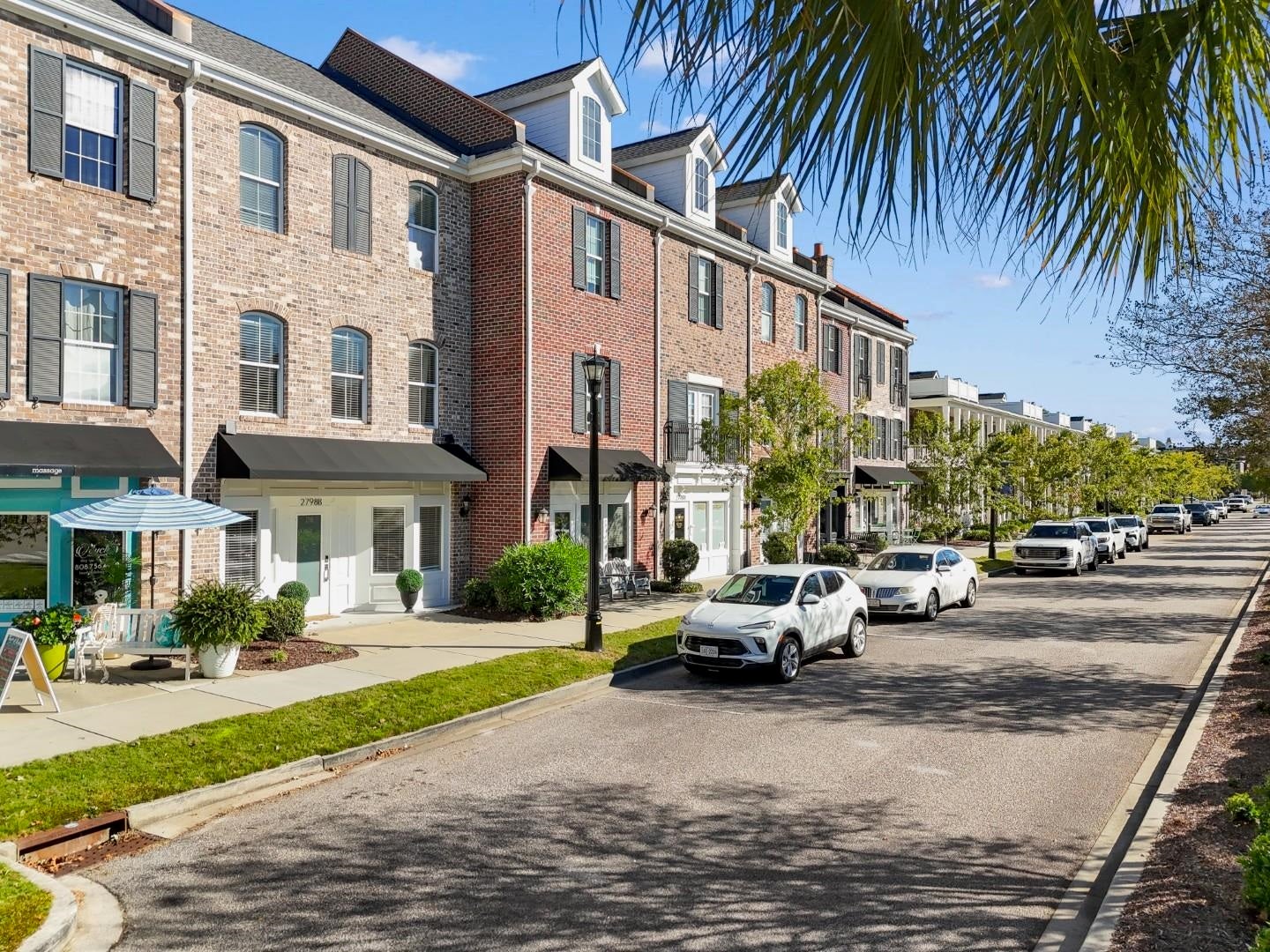 2798 Howard Ave. Unit B