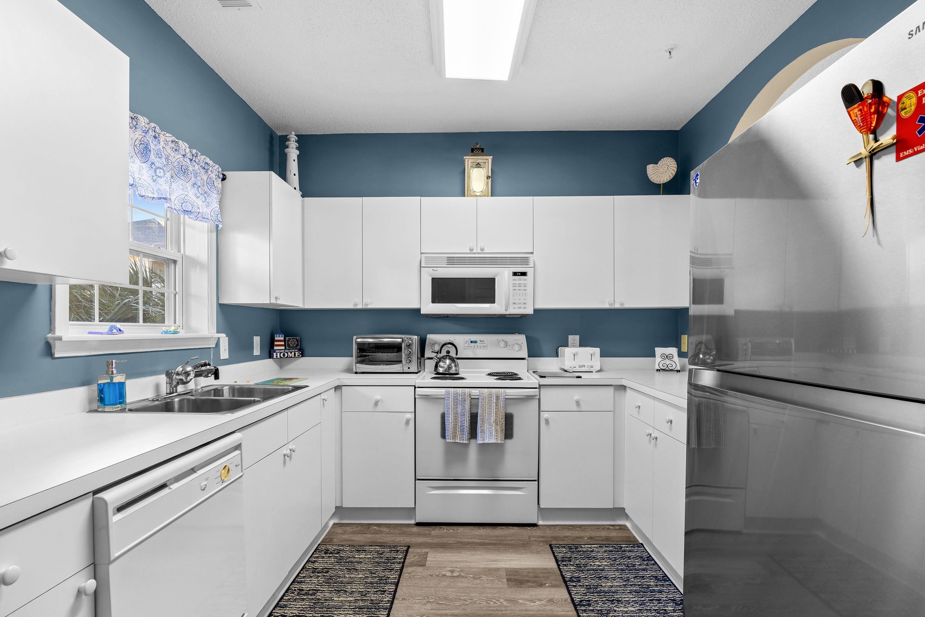 5825 Catalina Dr. 623