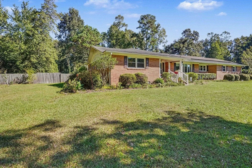 Photo of 4629 Circle Dr, Loris, SC 29569 (MLS # 2625262)