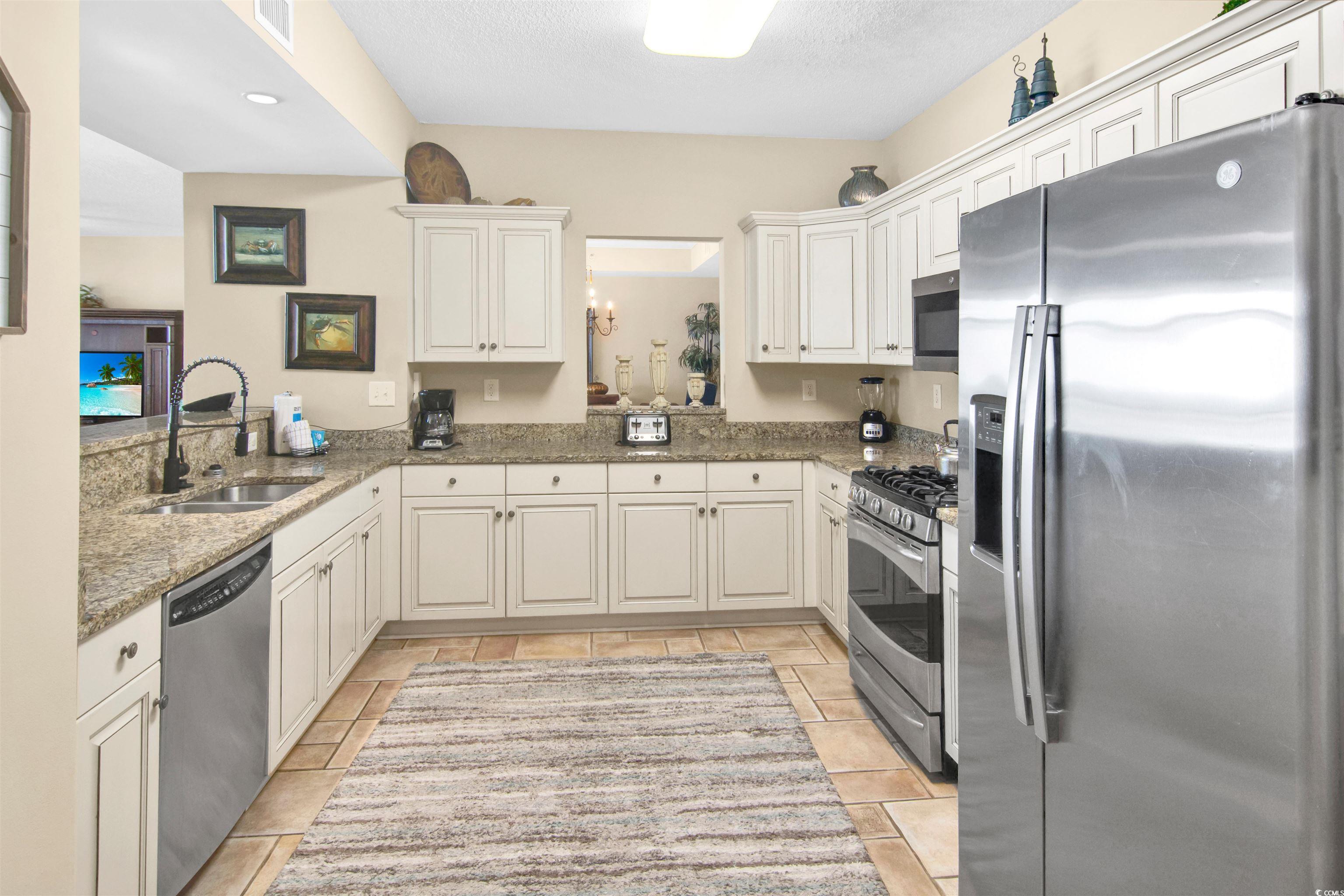 100 North Beach Blvd. 1701