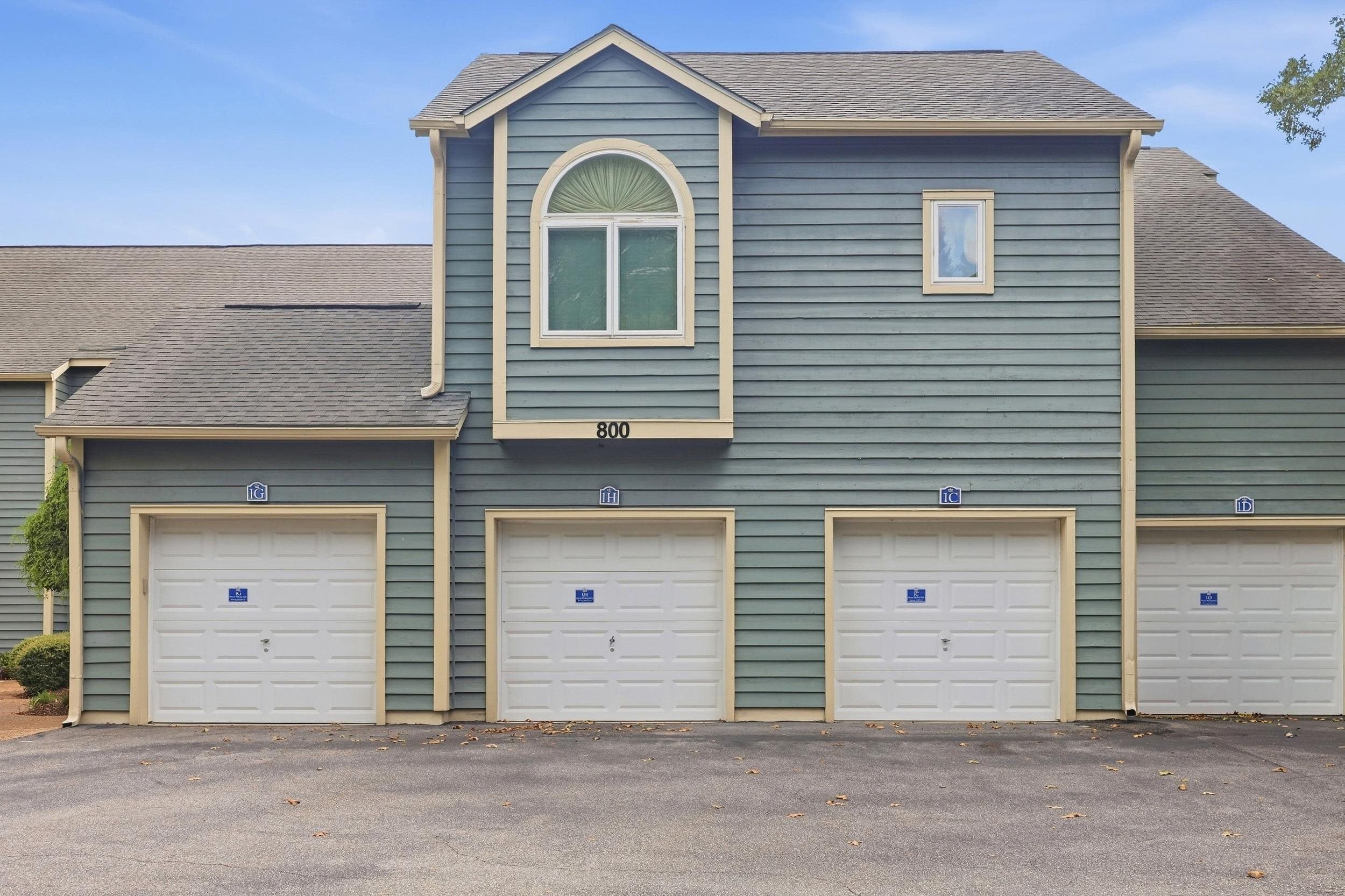 800 Castleford Circle 1D