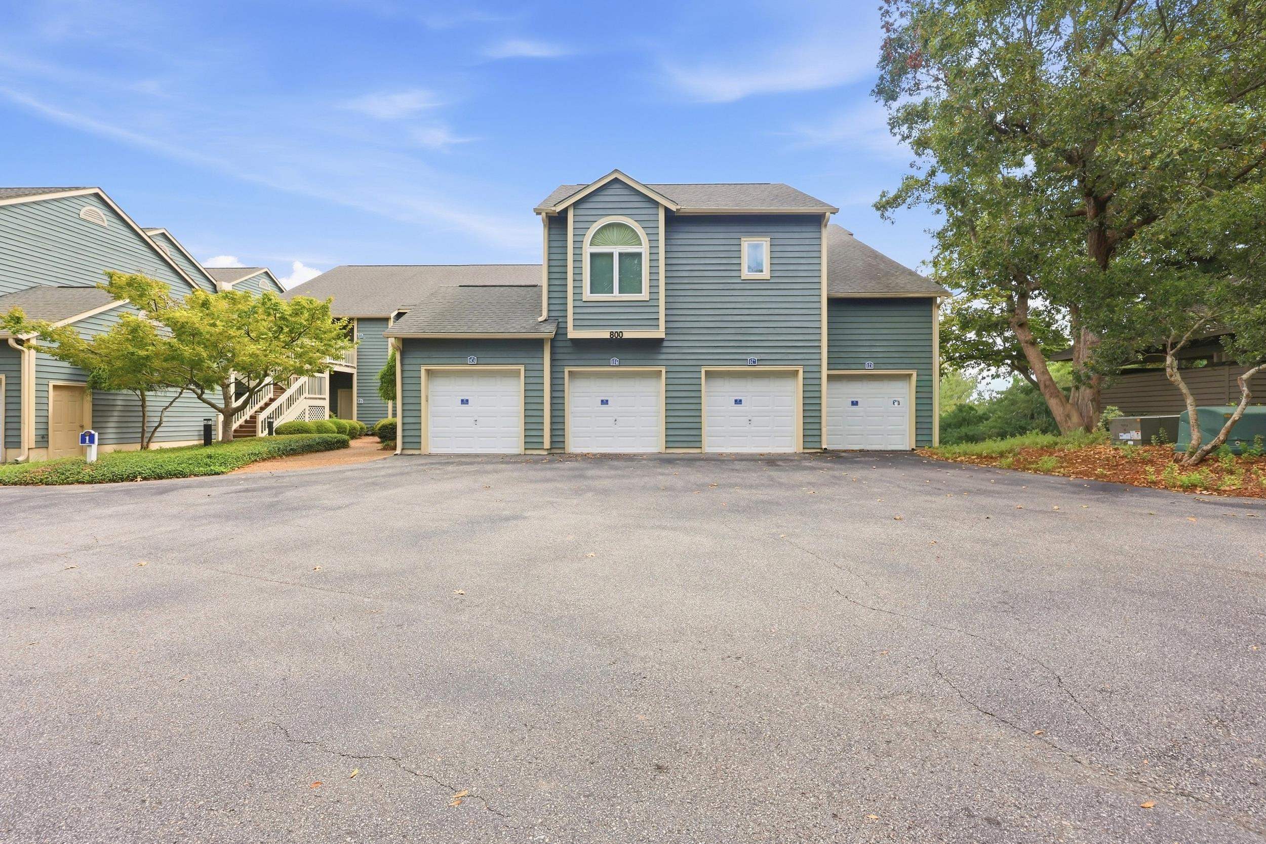 800 Castleford Circle 1D