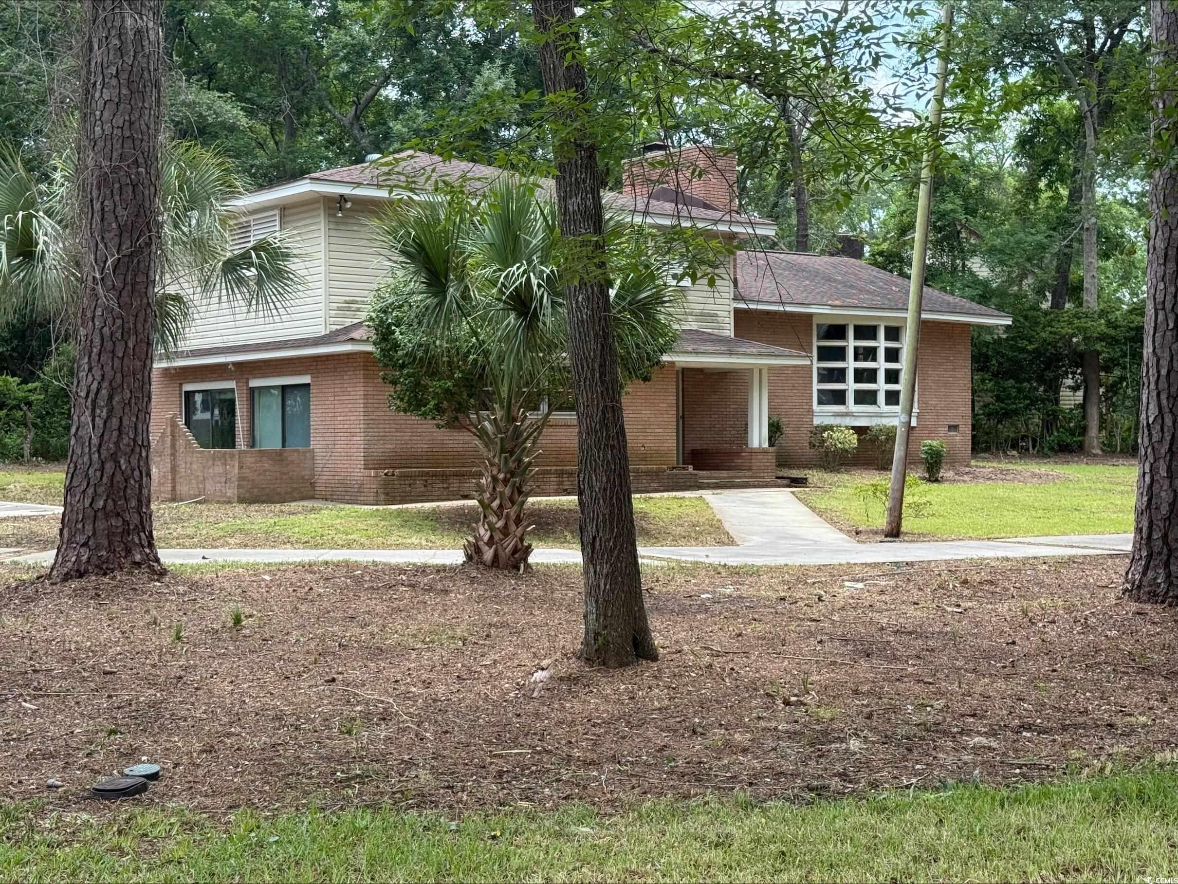 4909 Yaupon Circle