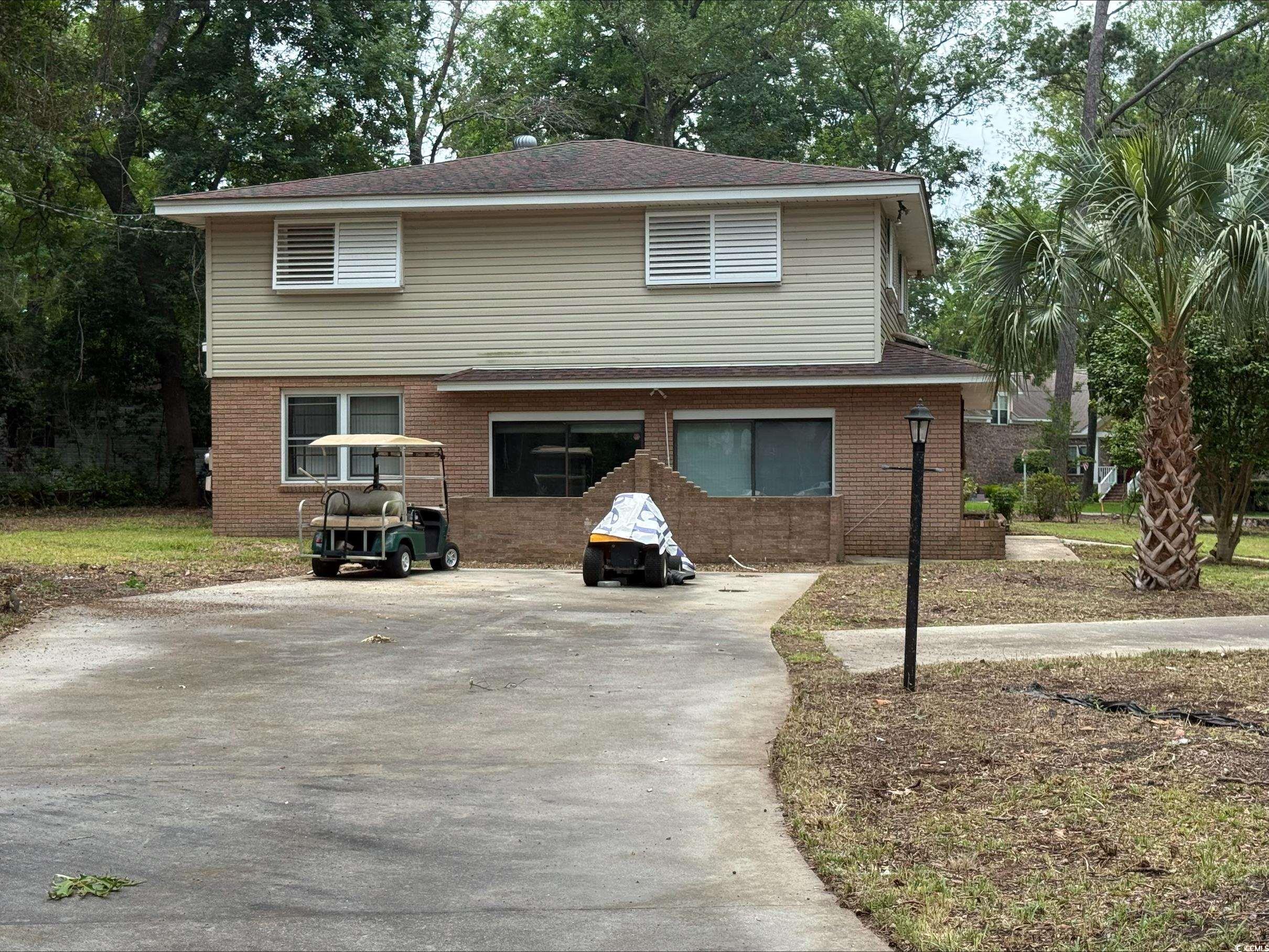 4909 Yaupon Circle