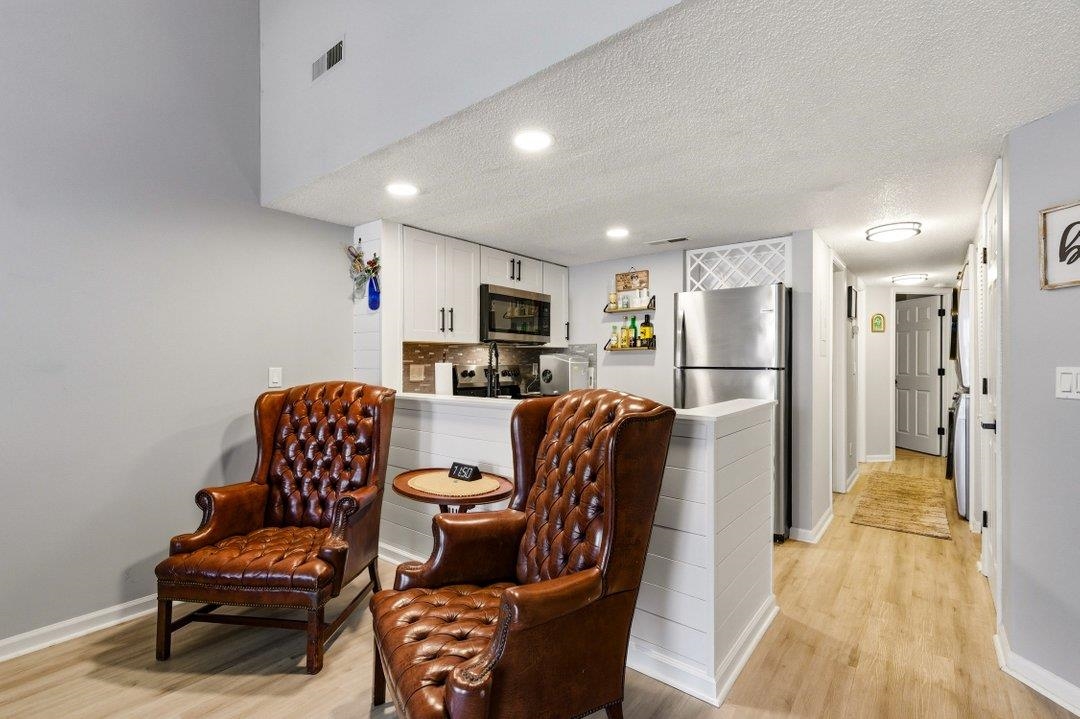 1100 Possum Trot Rd. B205