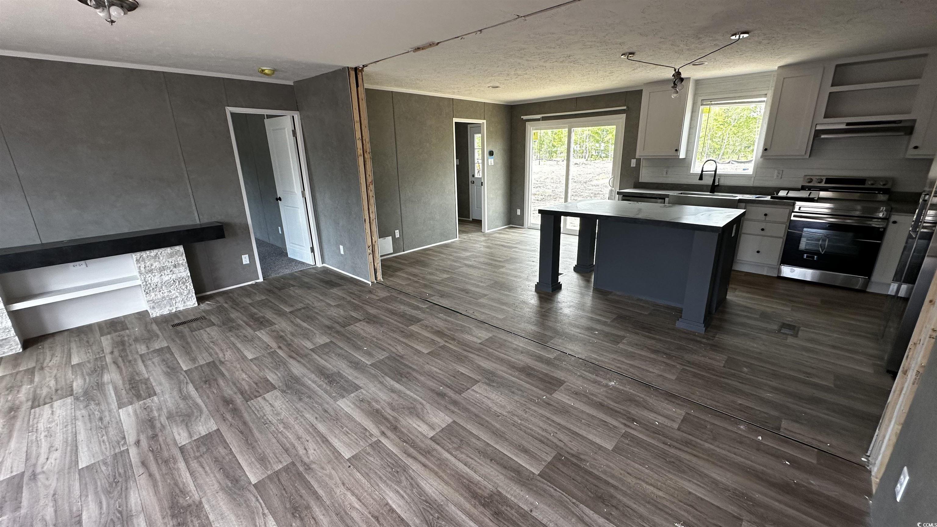 1301 Rabbit Ln.