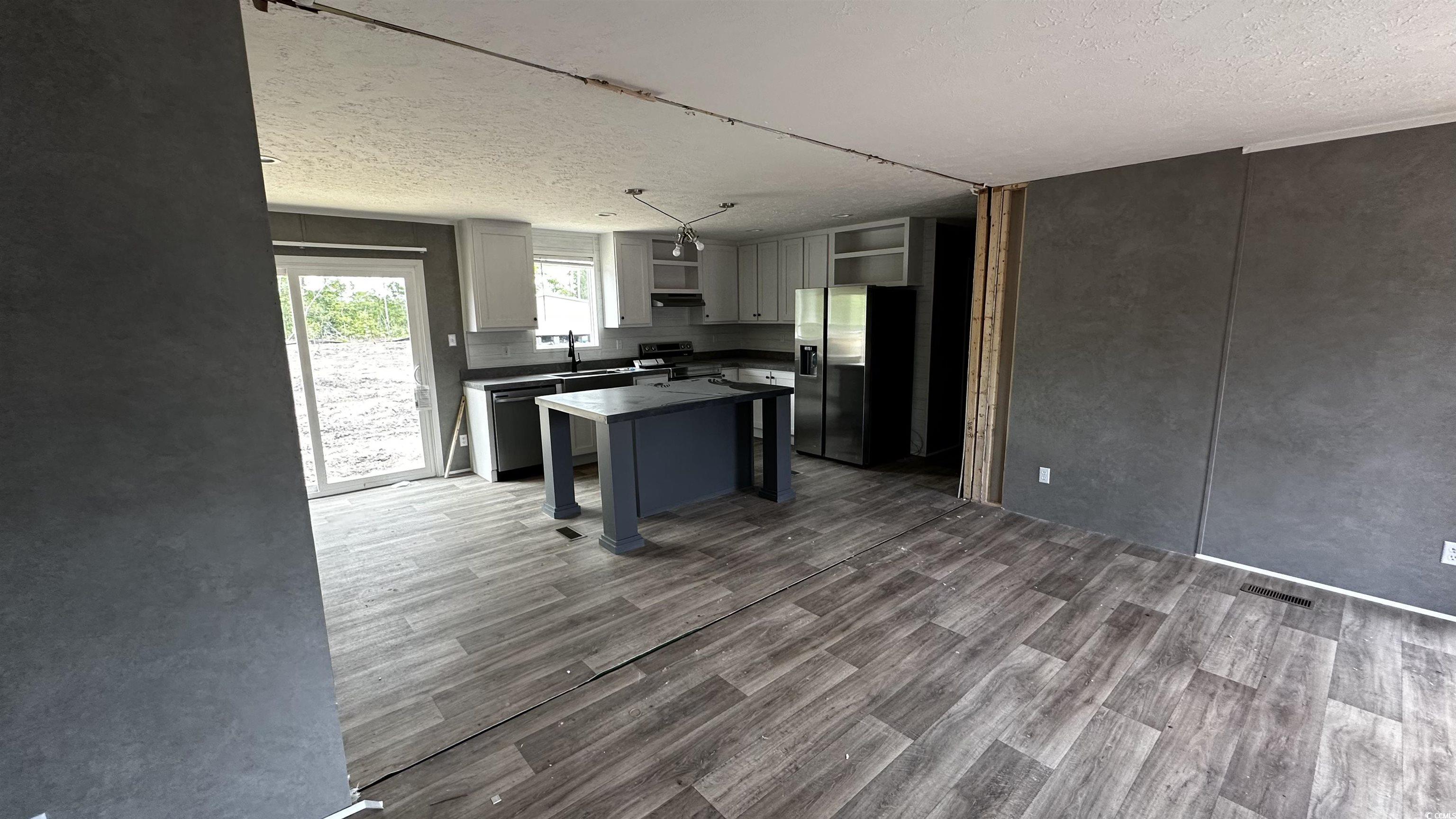 1301 Rabbit Ln.