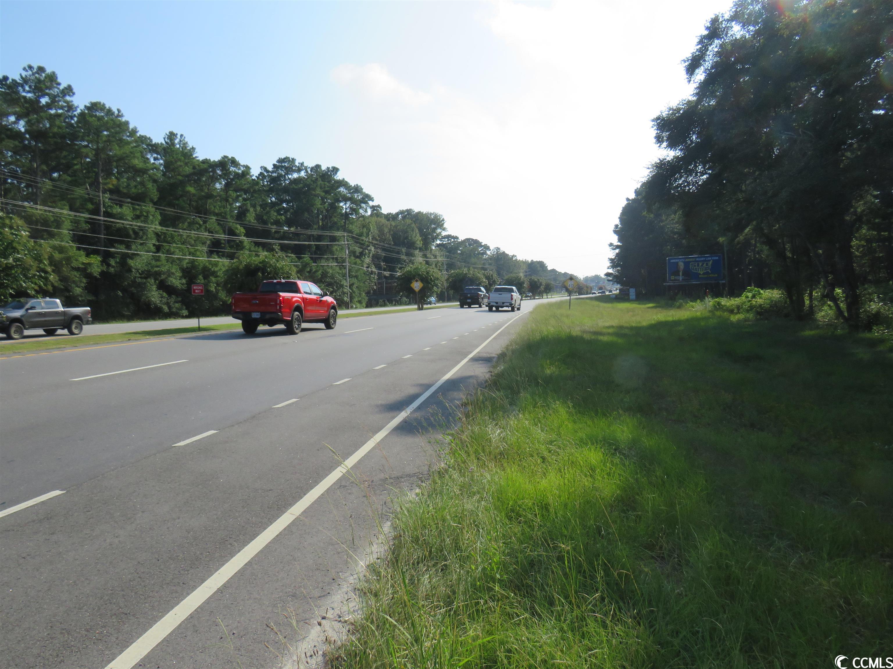 1901 N Hwy 17 S