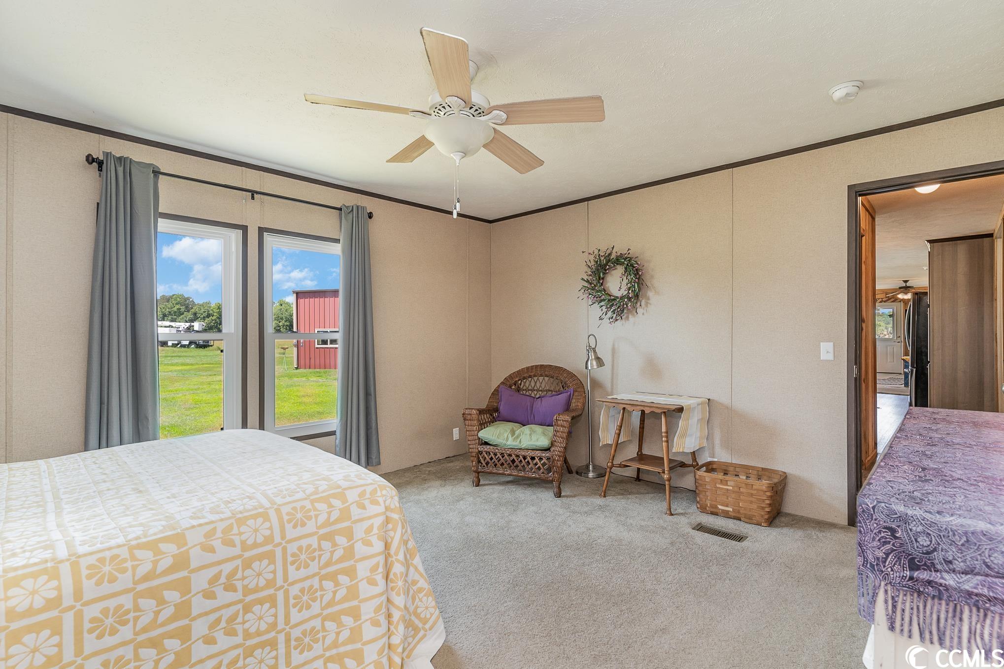 Photo 18 of 40 of 1350 Justice Loop mobile home