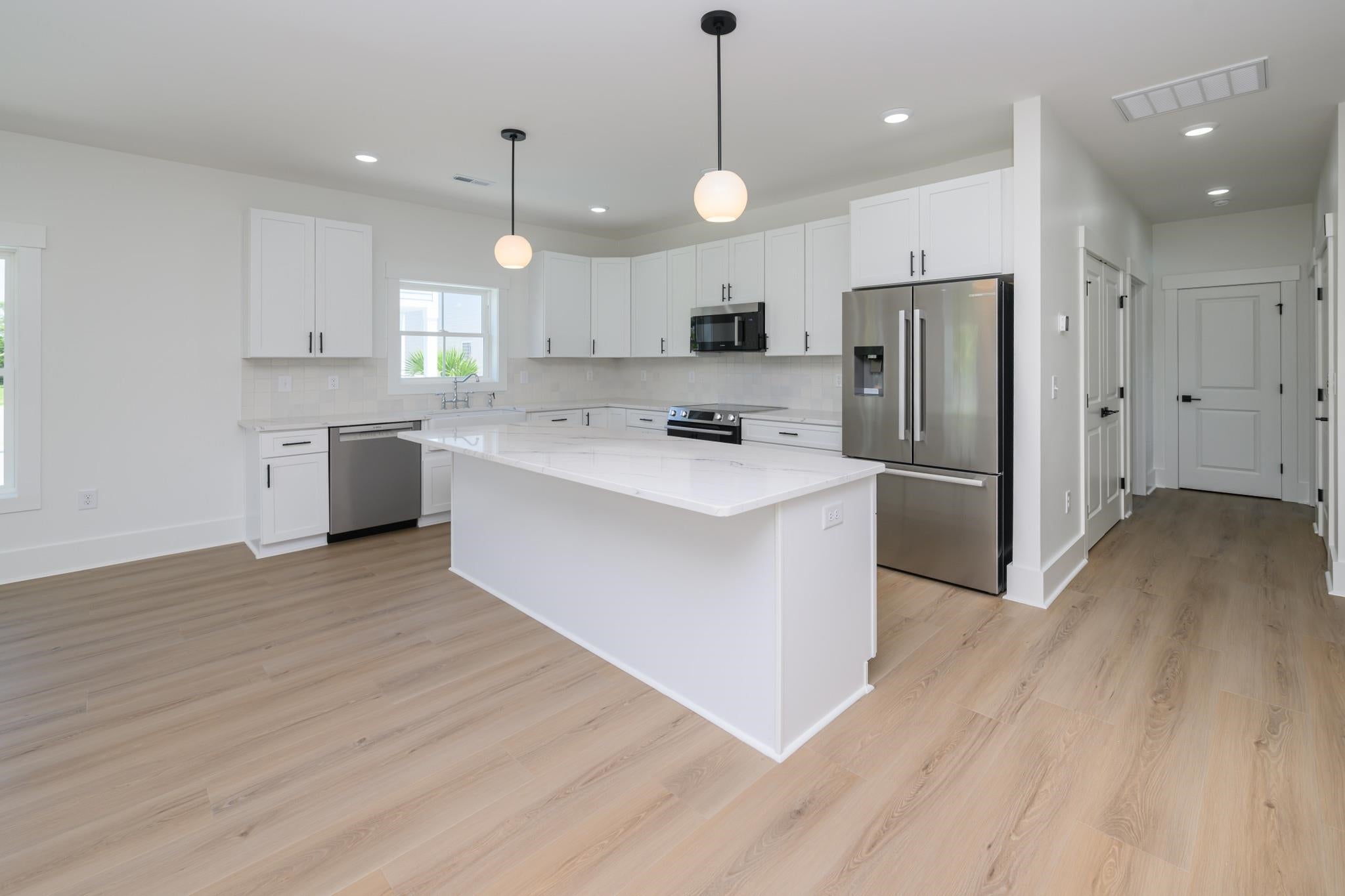 613 South Dogwood