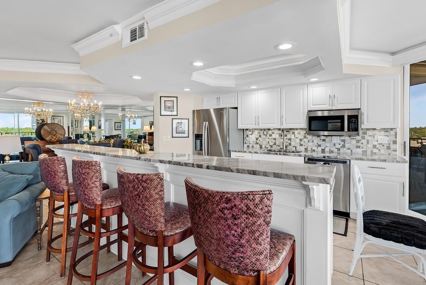 9650 Shore Dr. 806