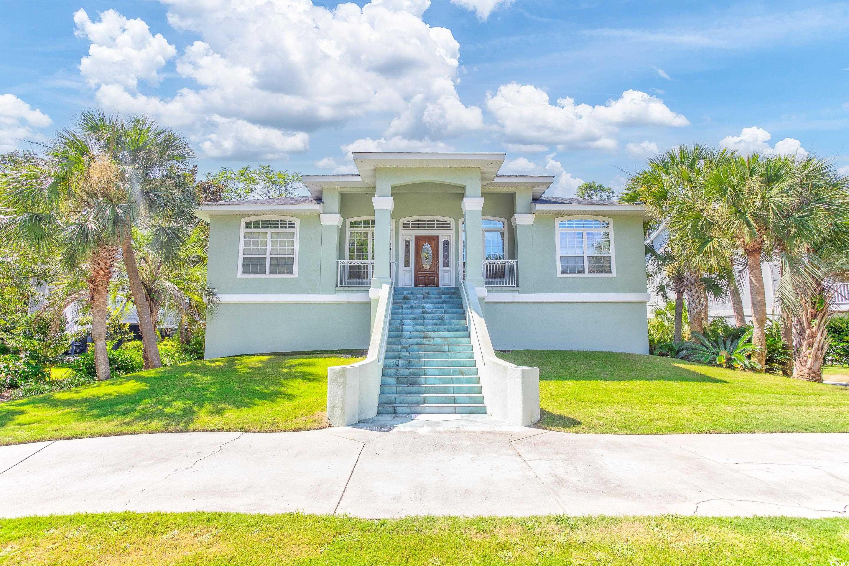 4907 Woodview Ln.