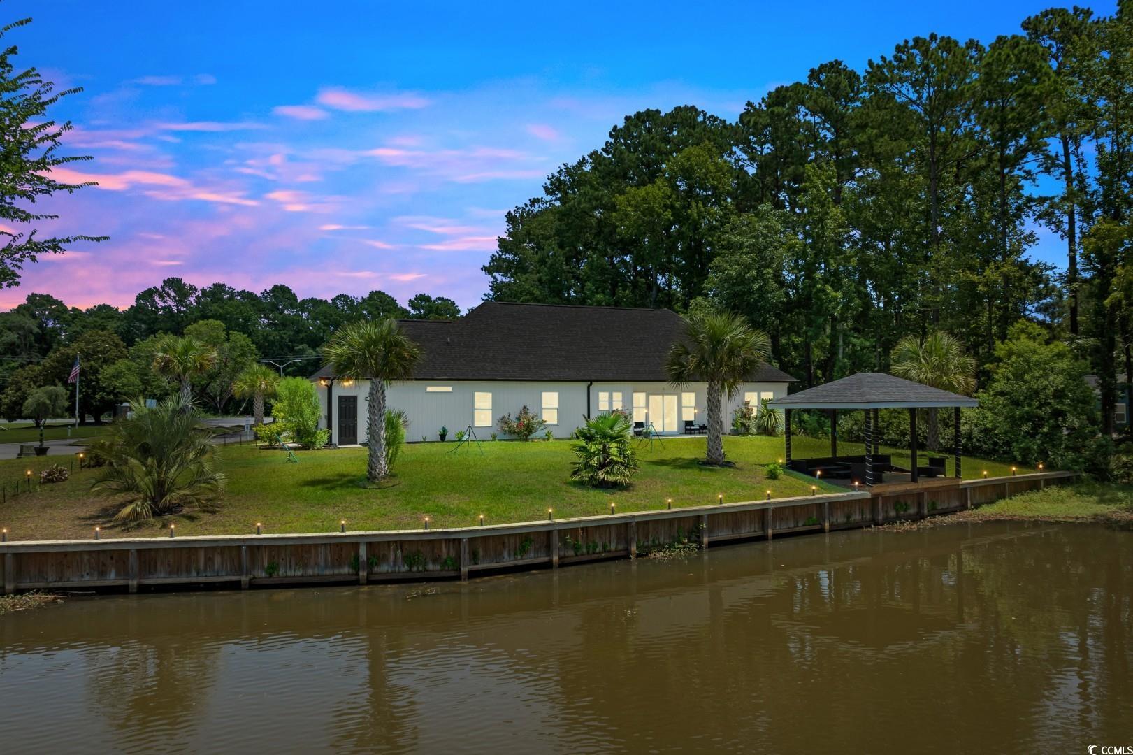 1886 Southwood Dr.