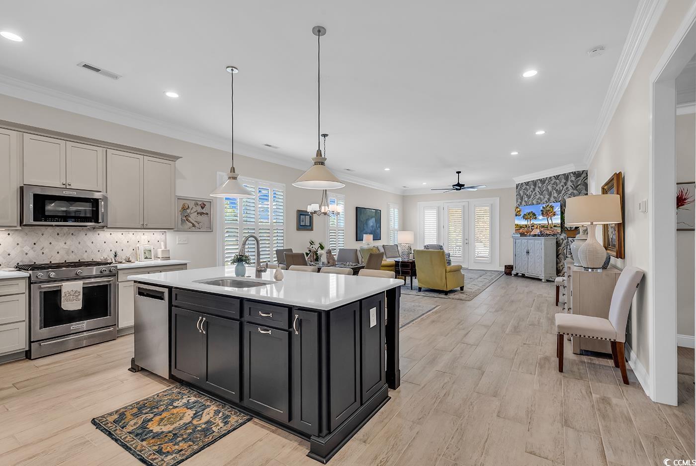 8488 Cape Dutch Loop