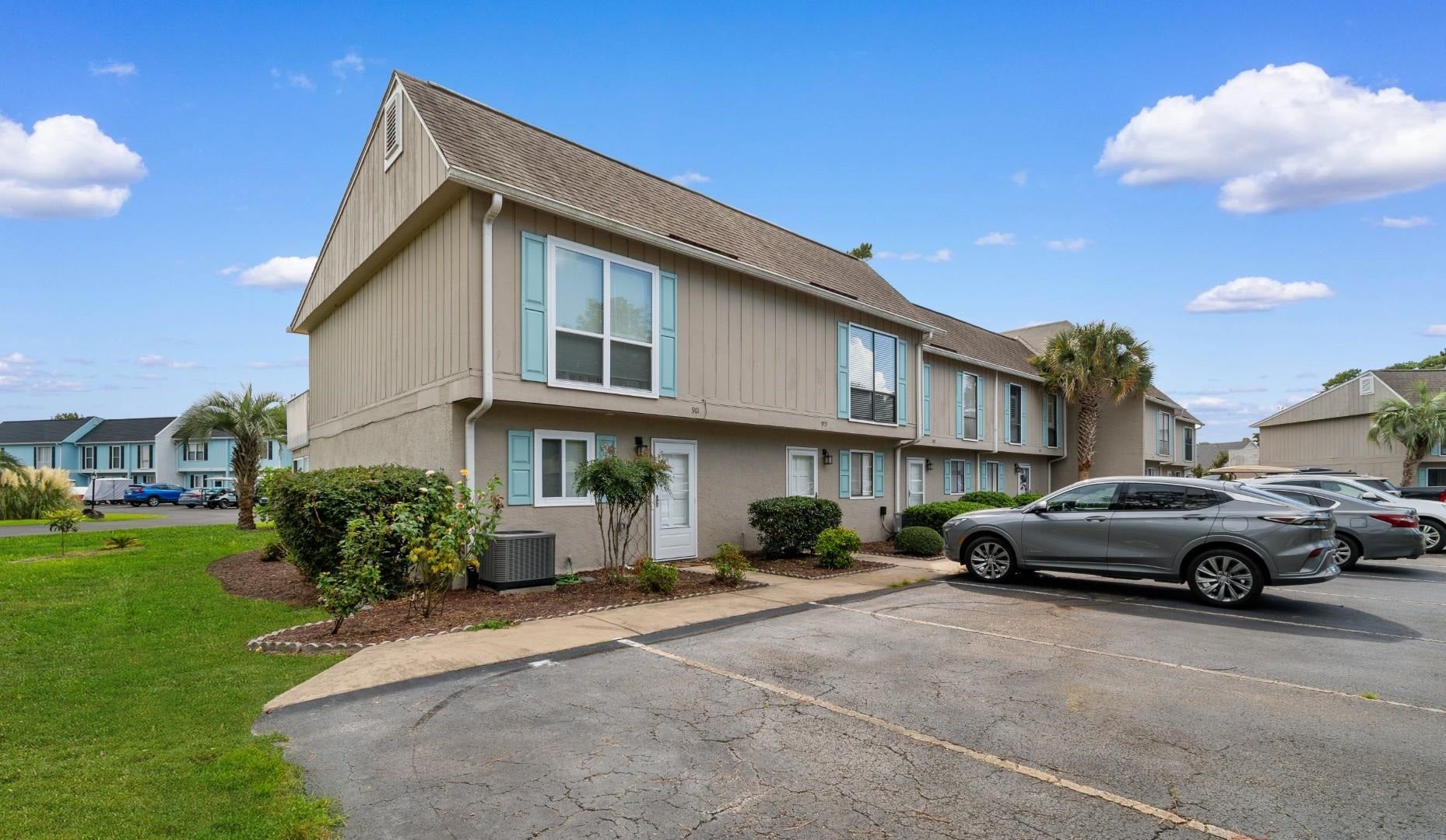 901 Villa Dr. 901