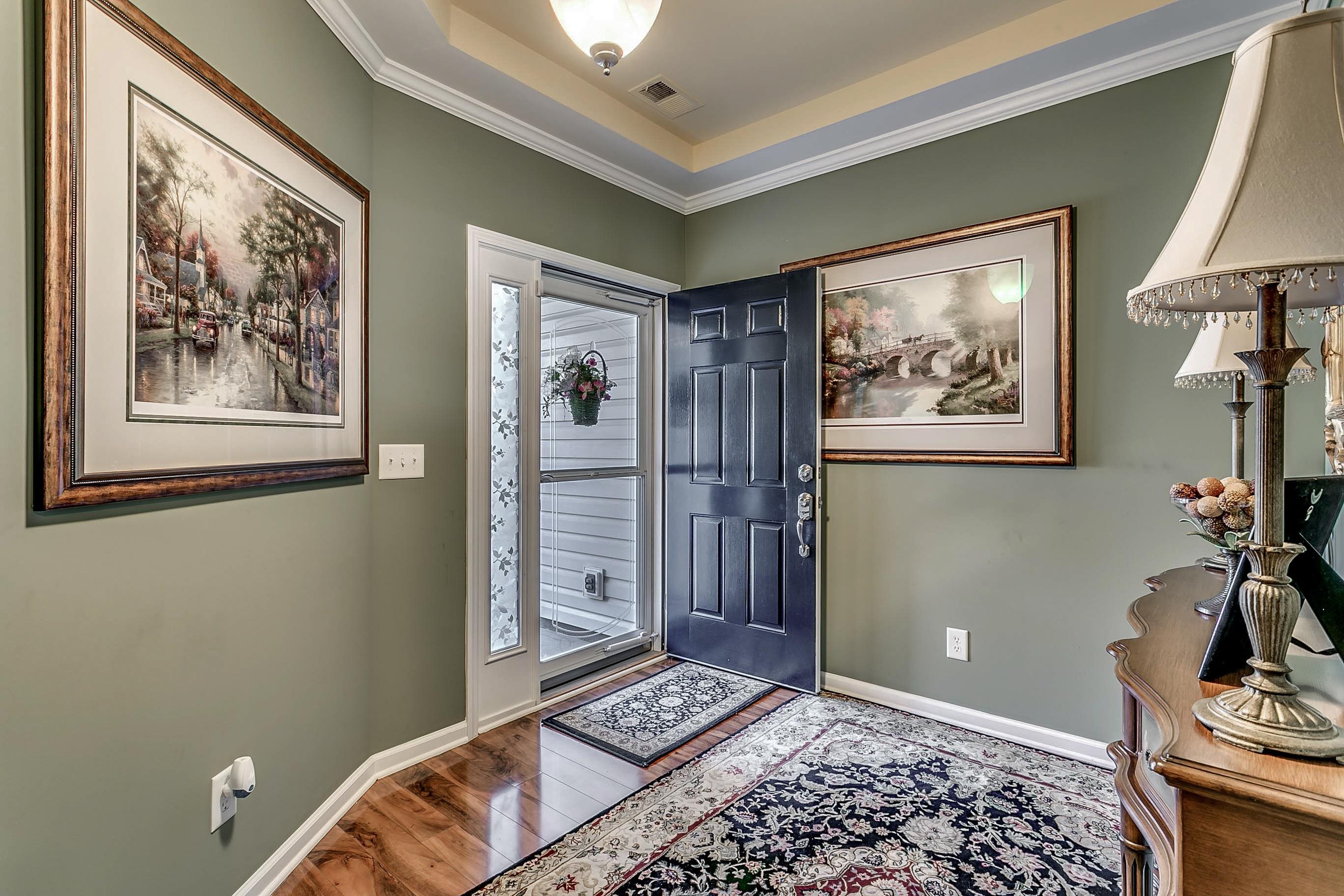 628 Lafayette Park Dr.