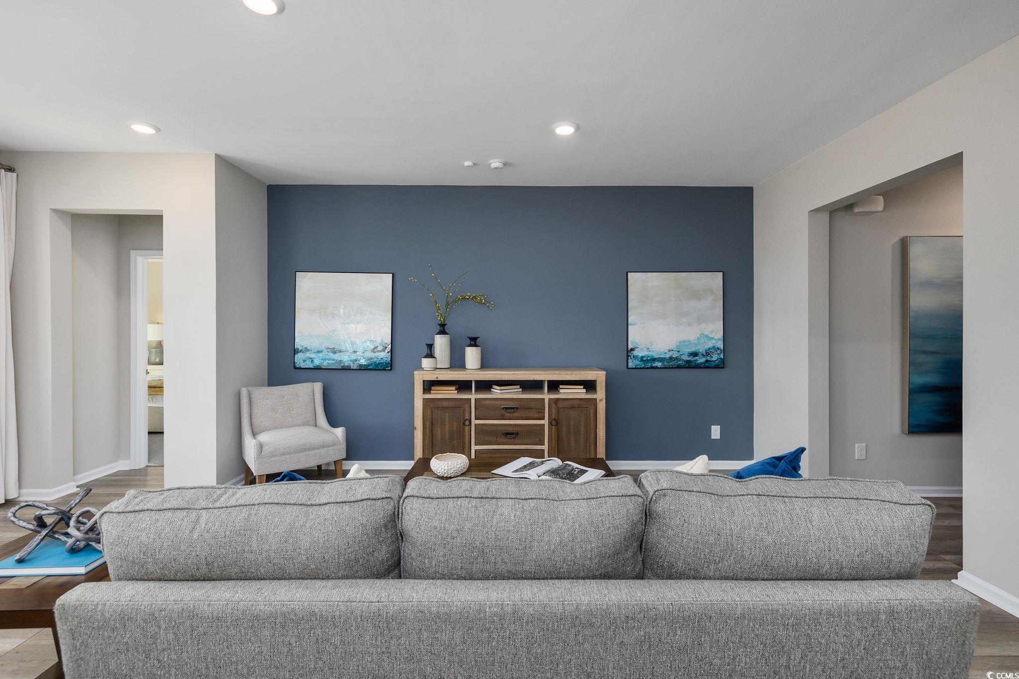3307 Mid Summer Ln.