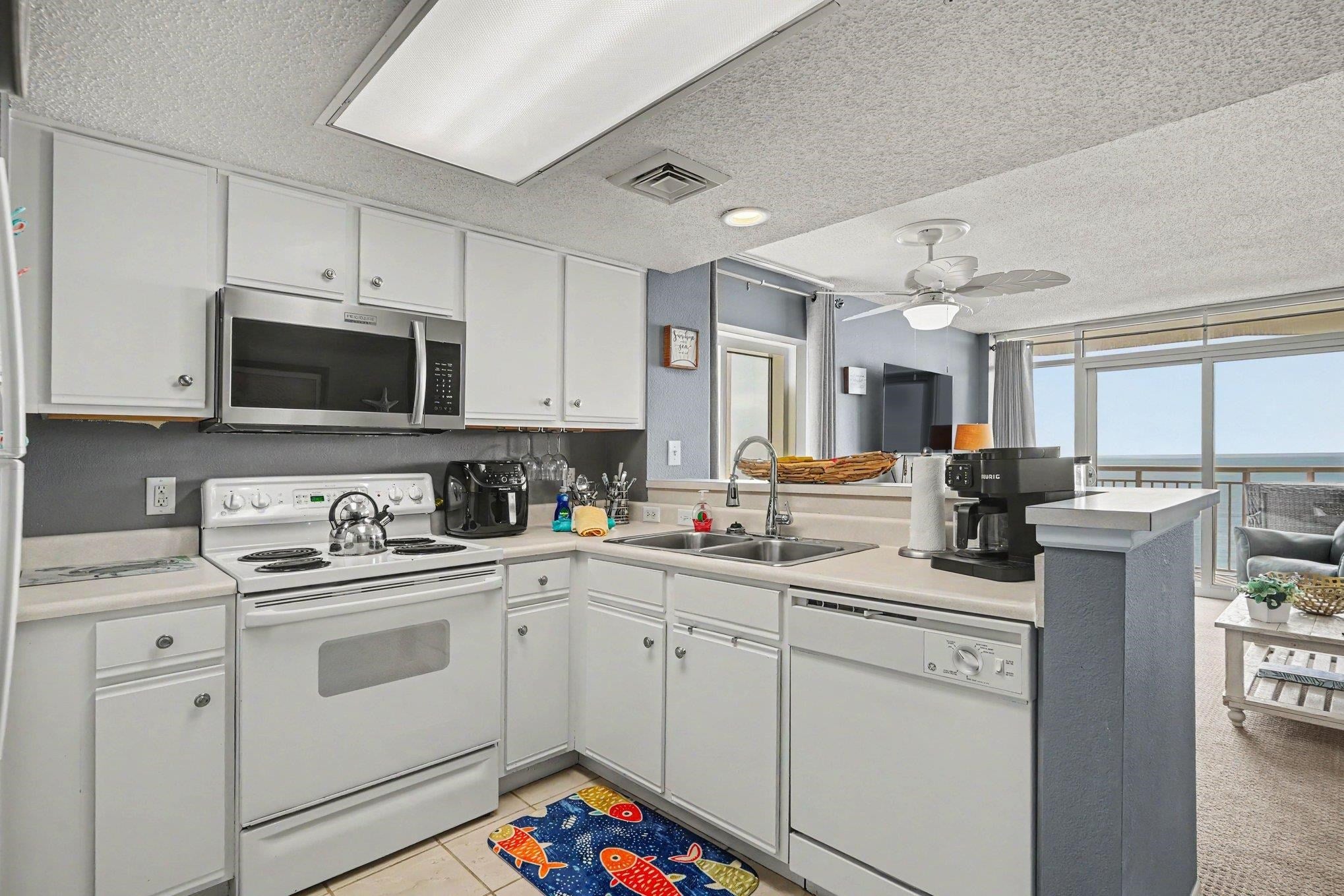 2701 S Ocean Blvd. 1011